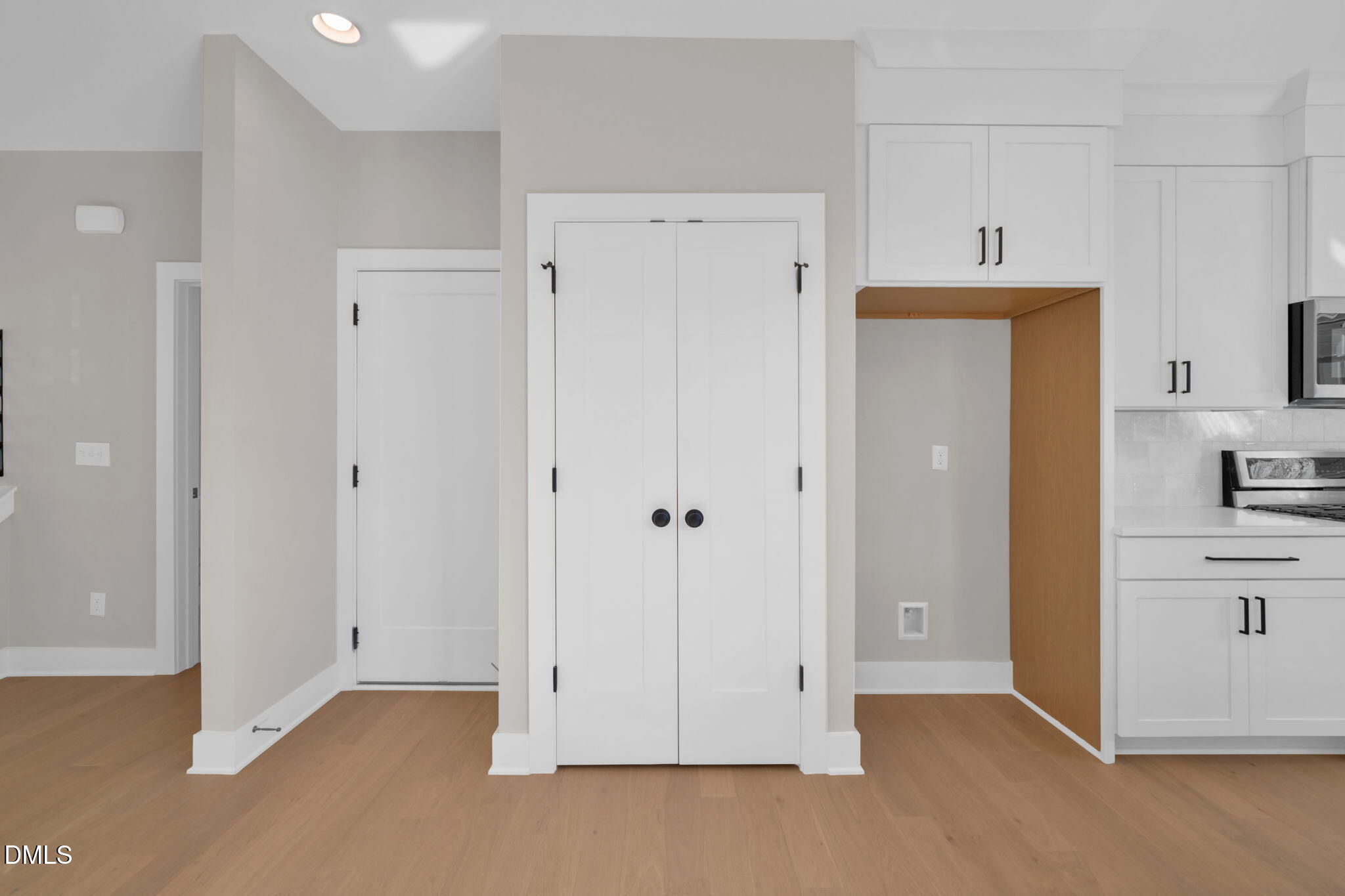 996 Double Helix Road