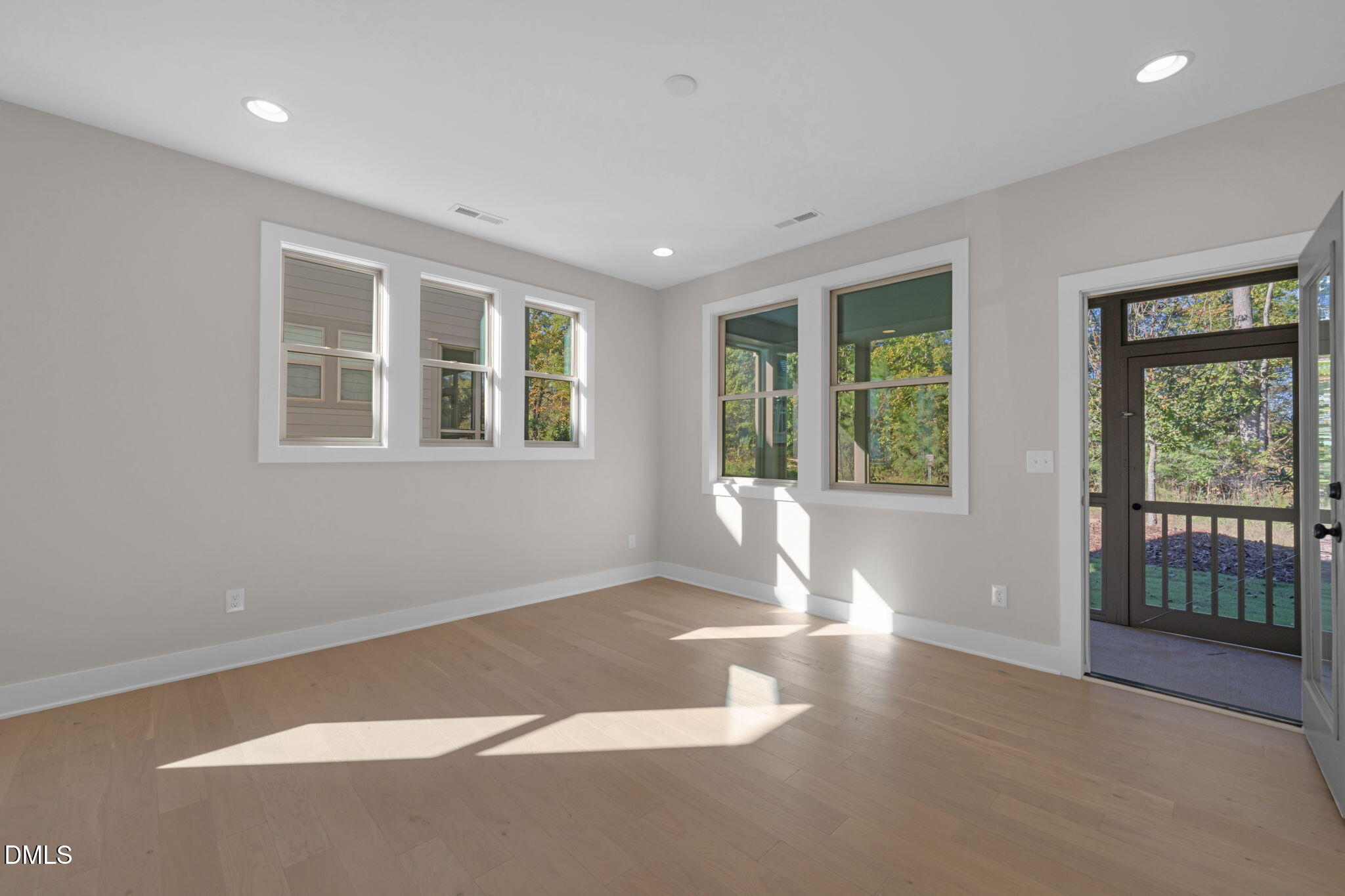 996 Double Helix Road