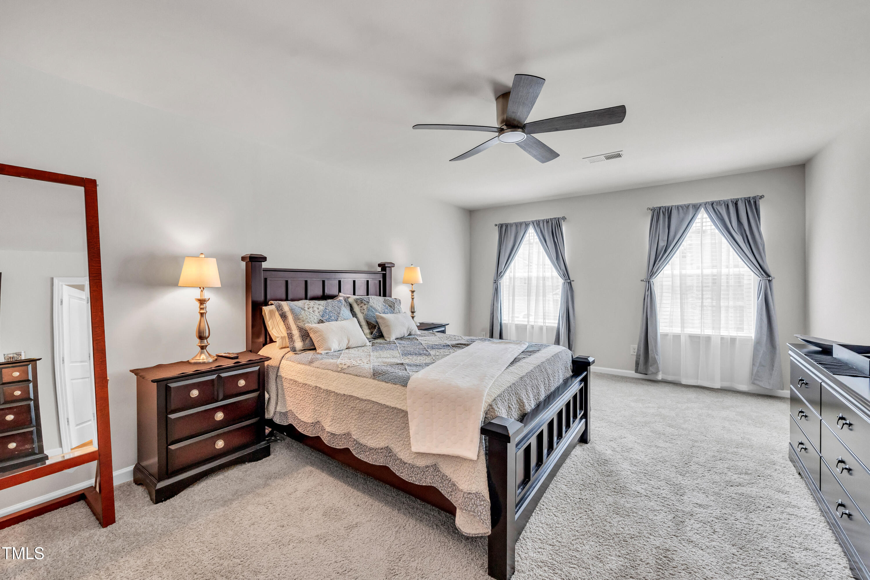 2923 Cullens Drive