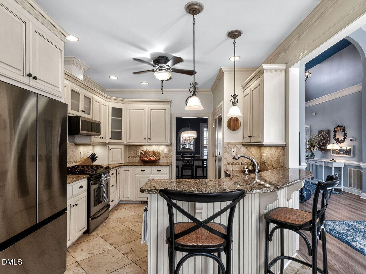 7101 Evelyn Circle