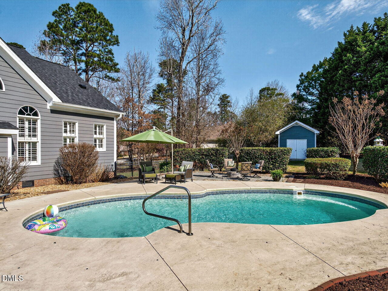 7101 Evelyn Circle