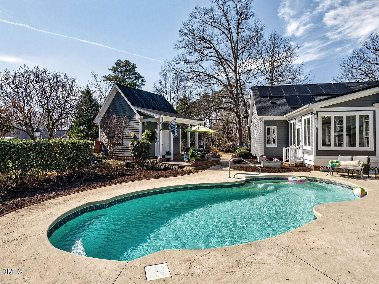7101 Evelyn Circle