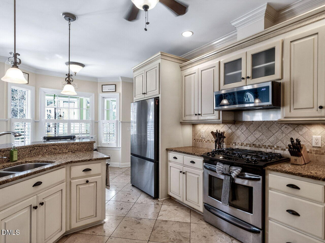 7101 Evelyn Circle