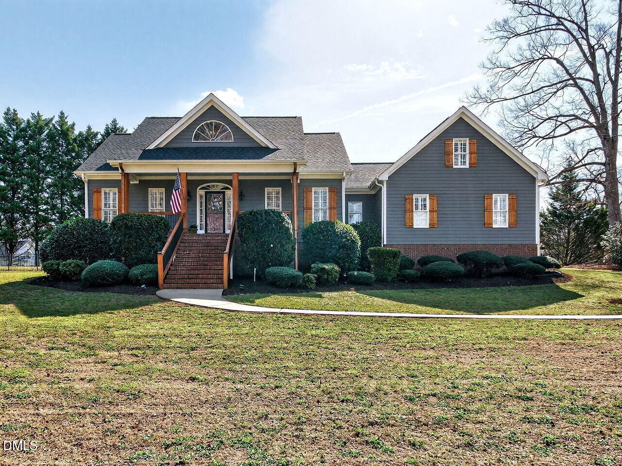 7101 Evelyn Circle