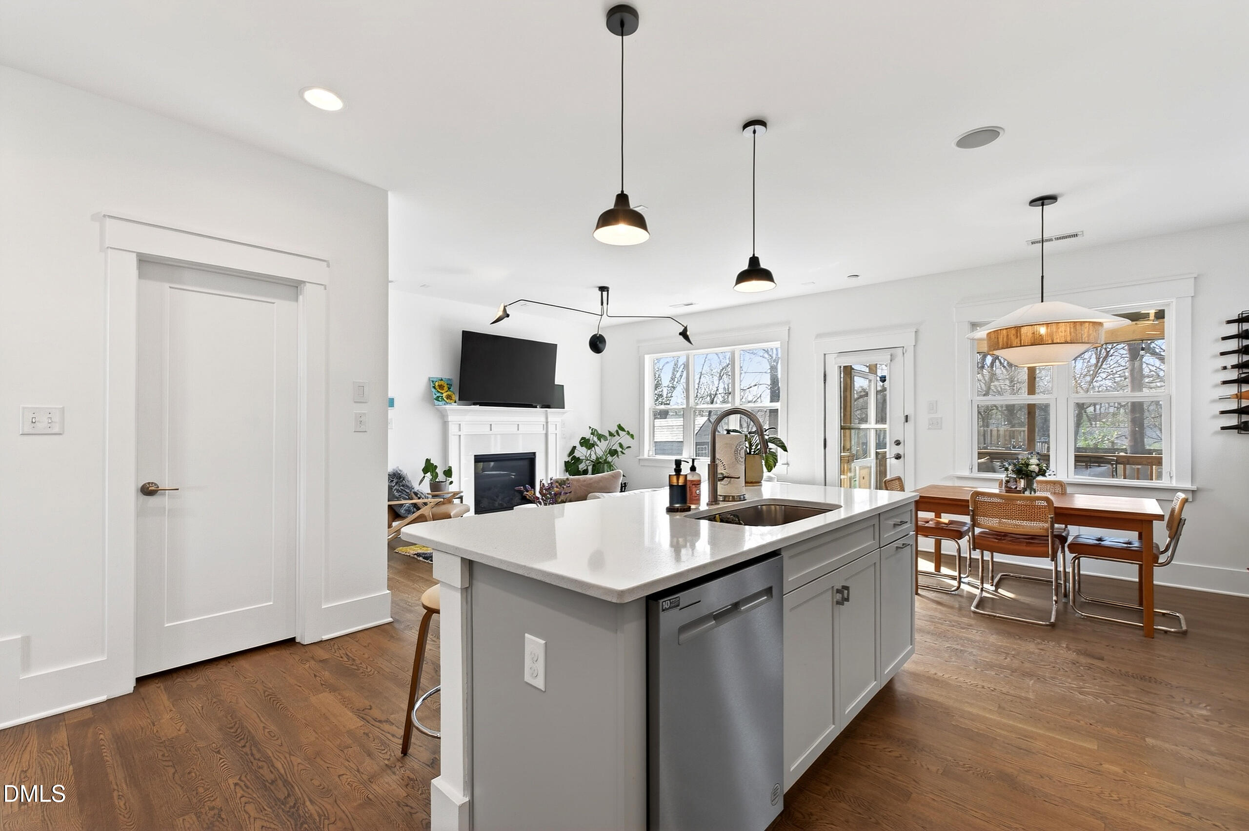 807 N Elizabeth Street