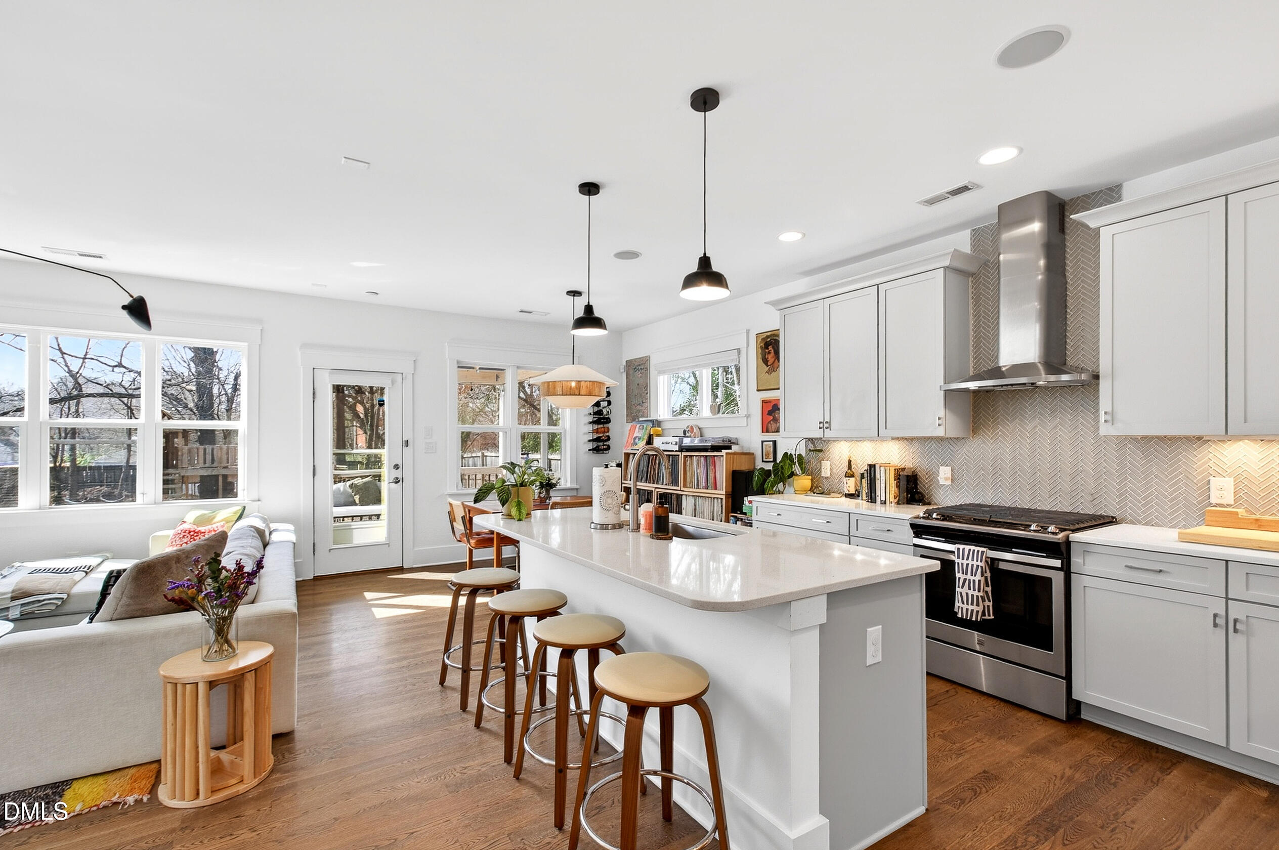 807 N Elizabeth Street