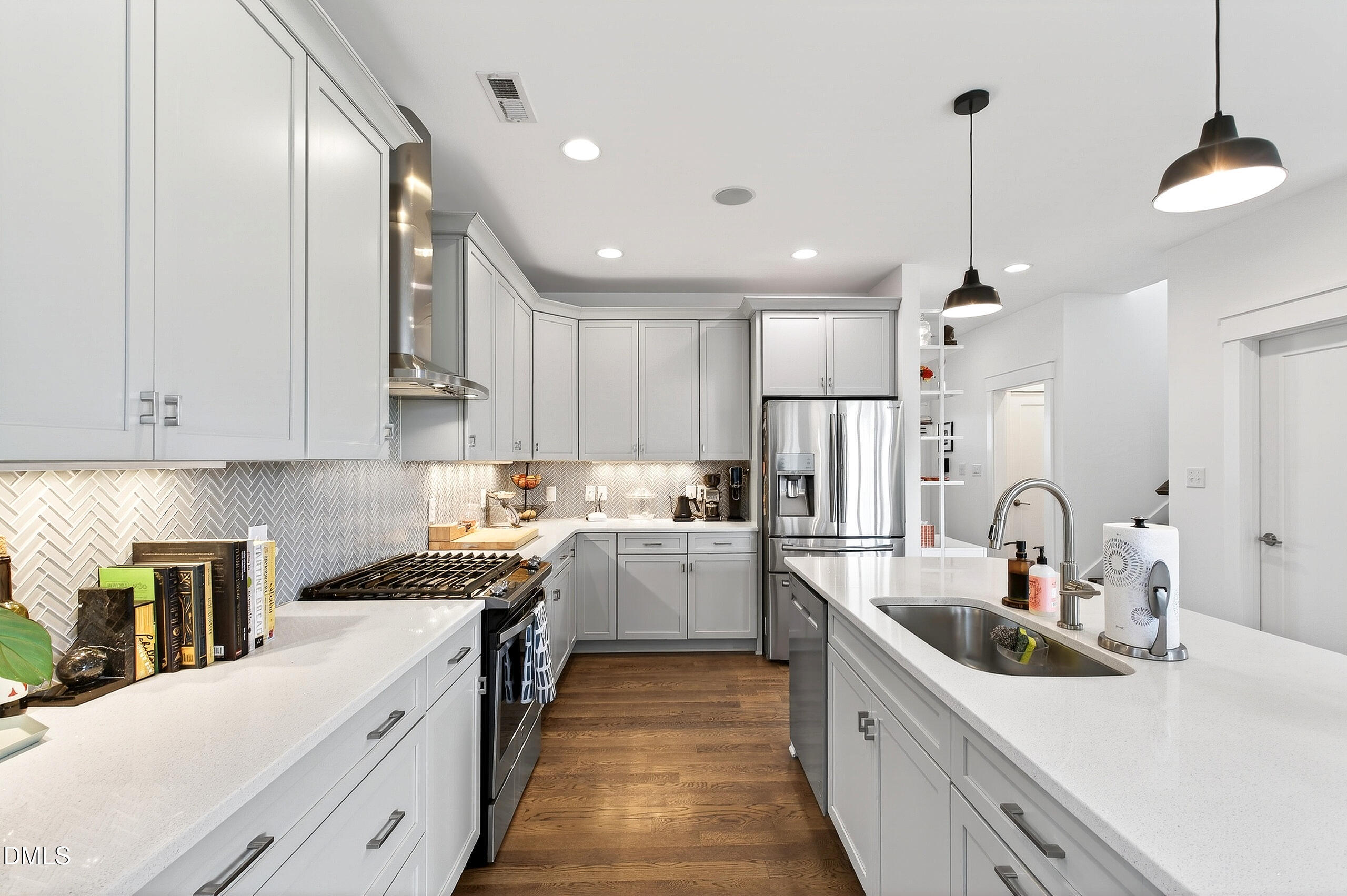 807 N Elizabeth Street