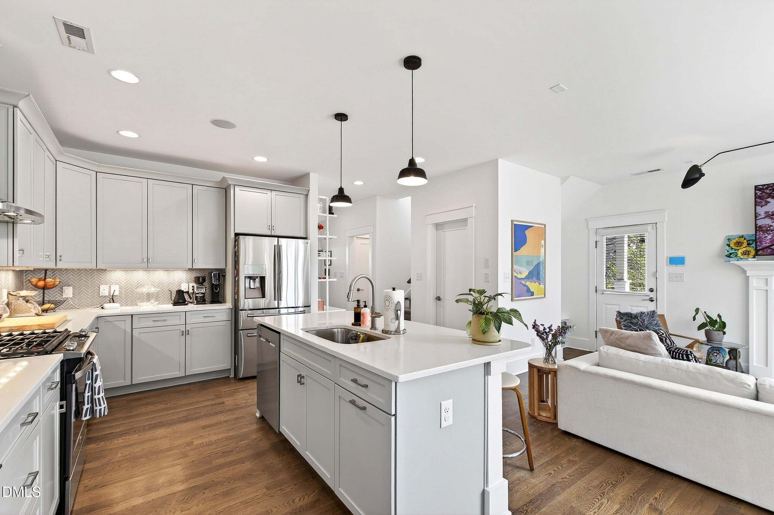 807 N Elizabeth Street