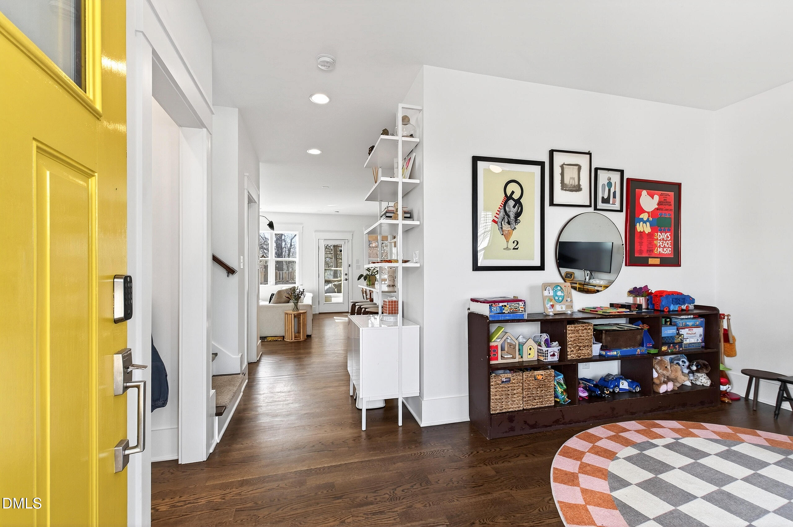 807 N Elizabeth Street