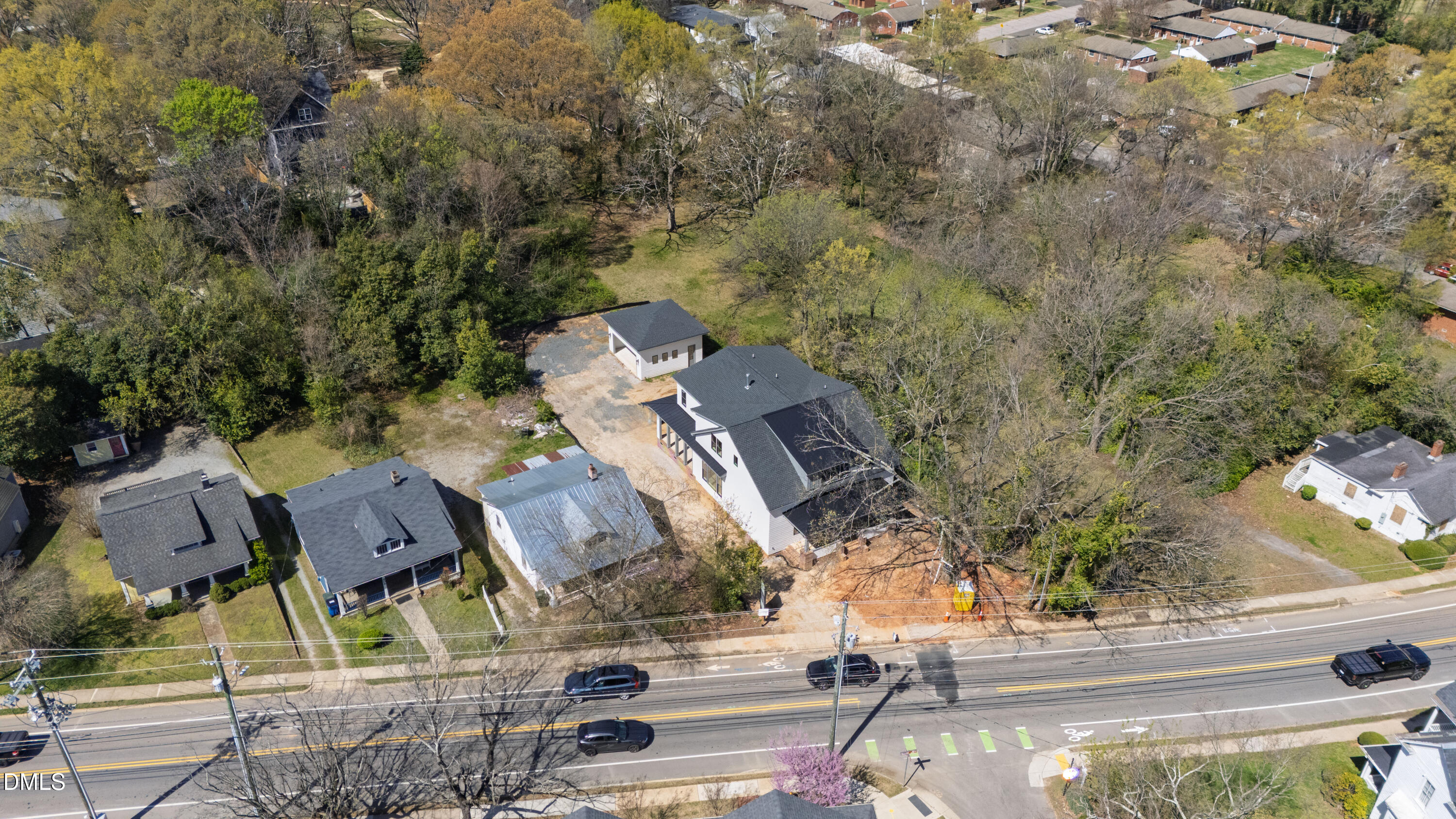 909 Oberlin Road