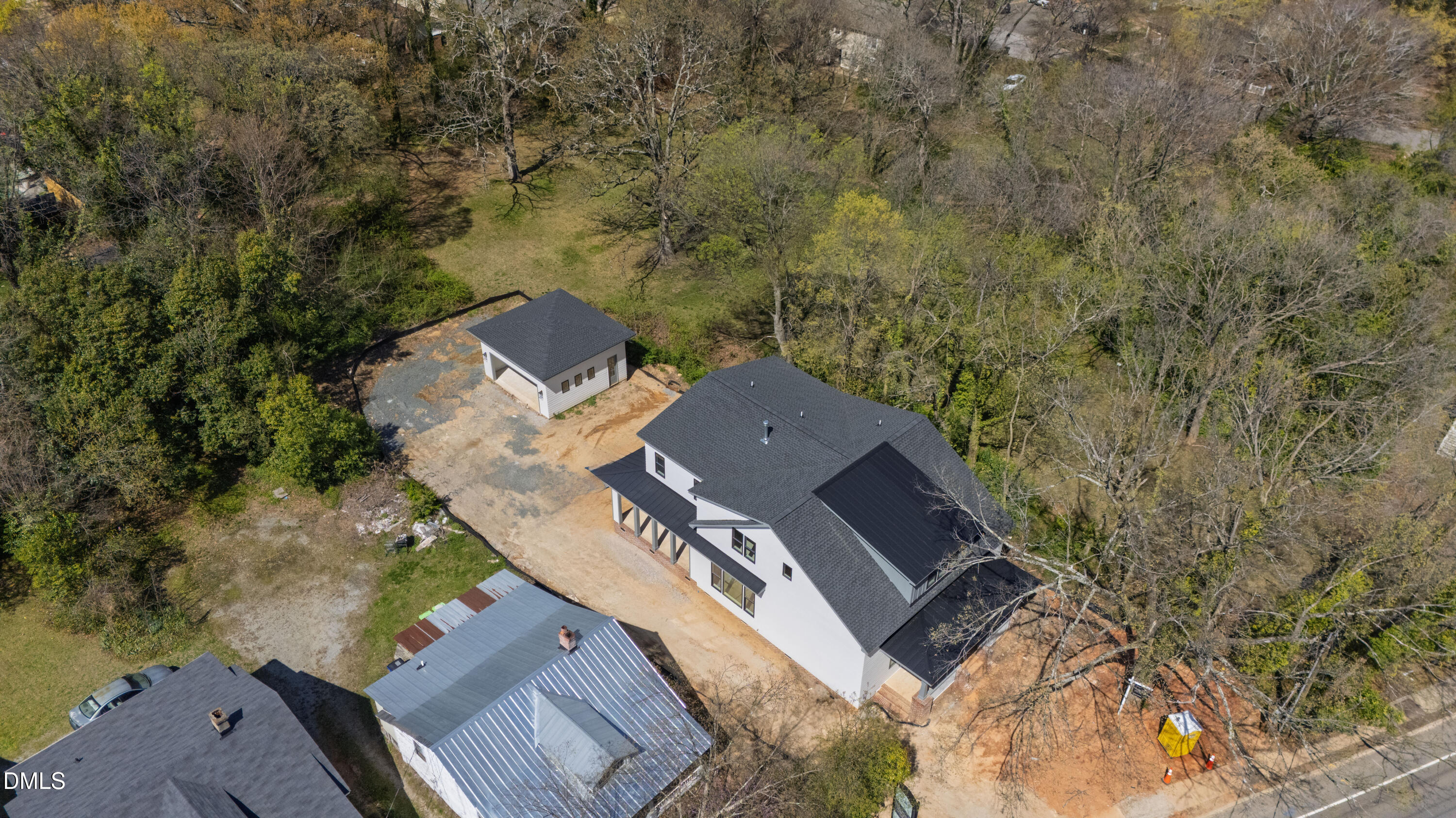 909 Oberlin Road