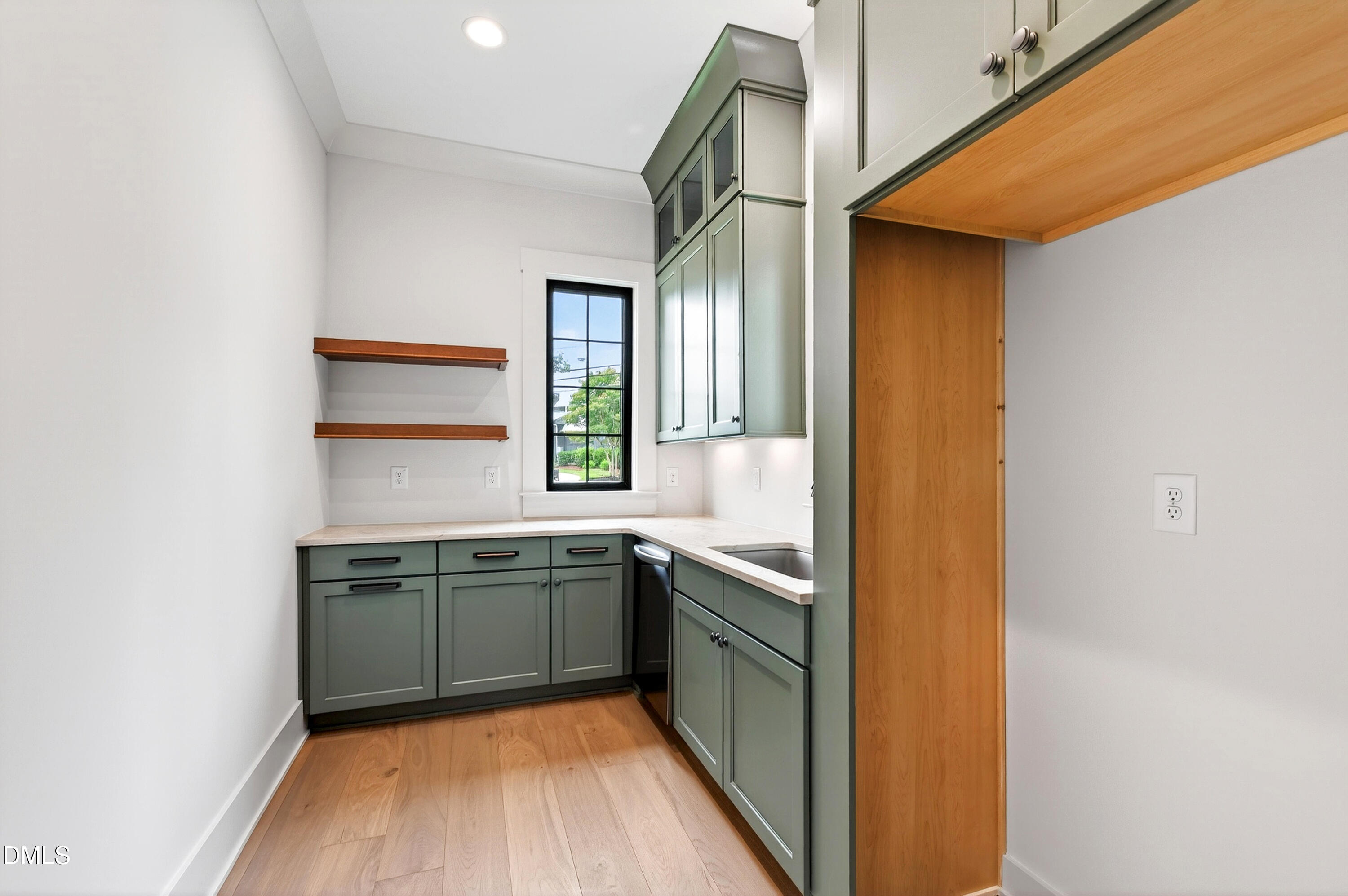 105 Edenburgh Road