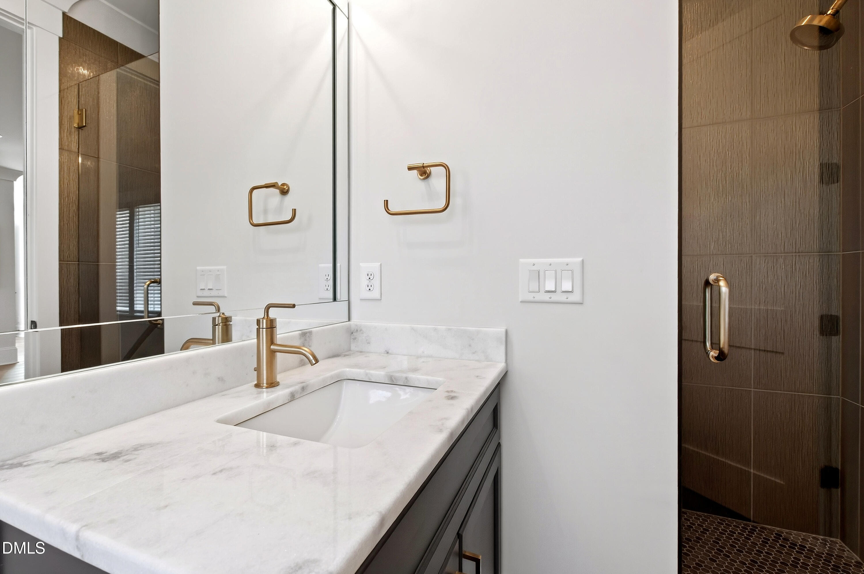 1608 Estate Valley Lane