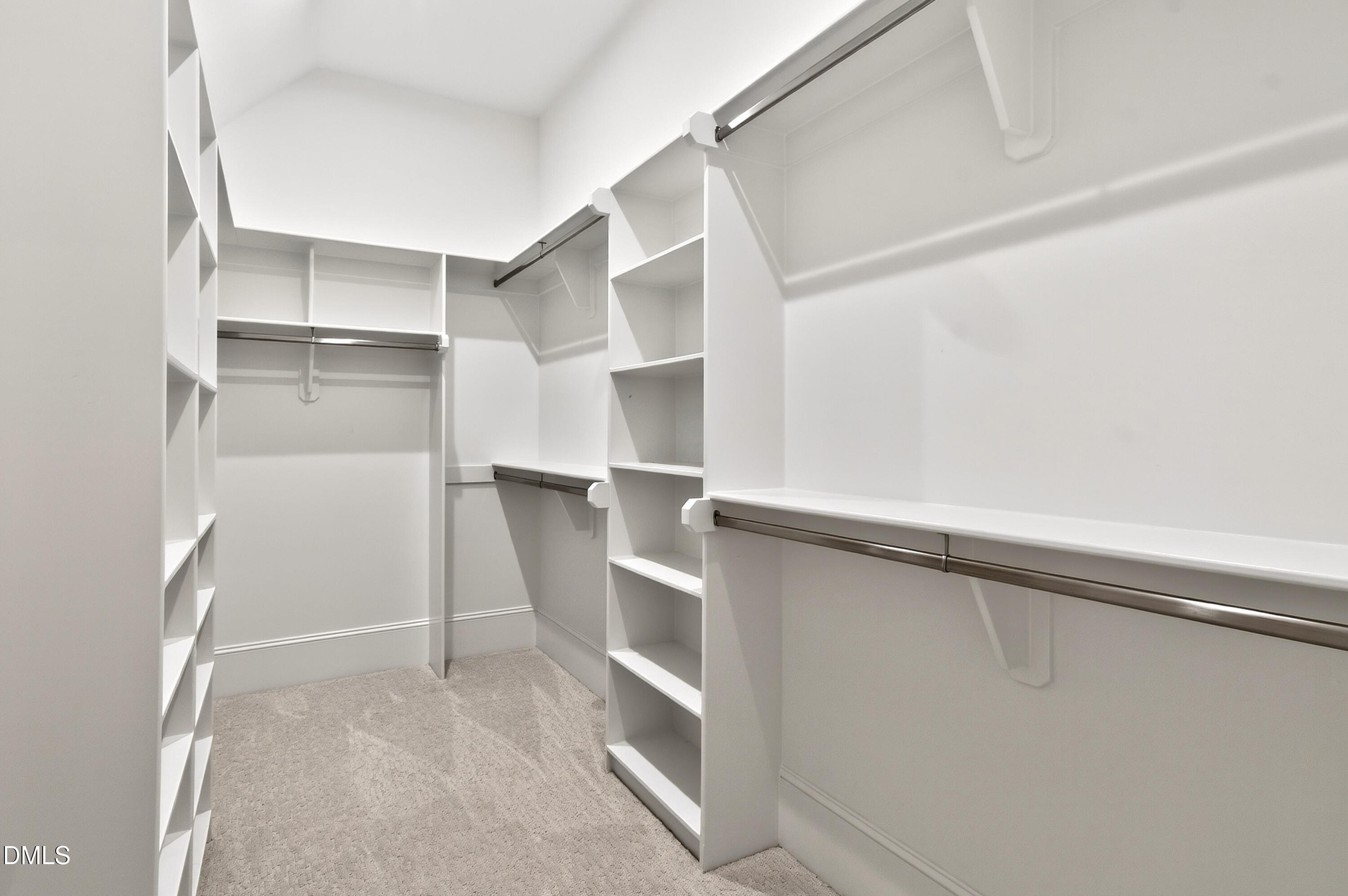 1608 Estate Valley Lane