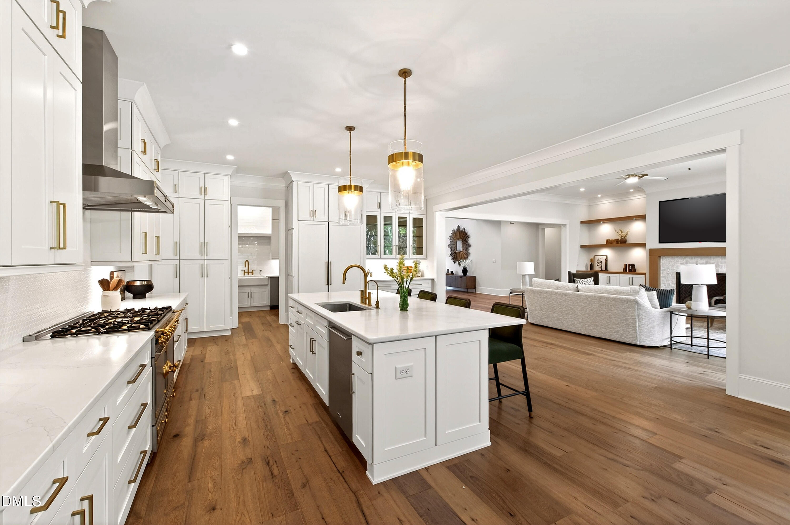 1608 Estate Valley Lane