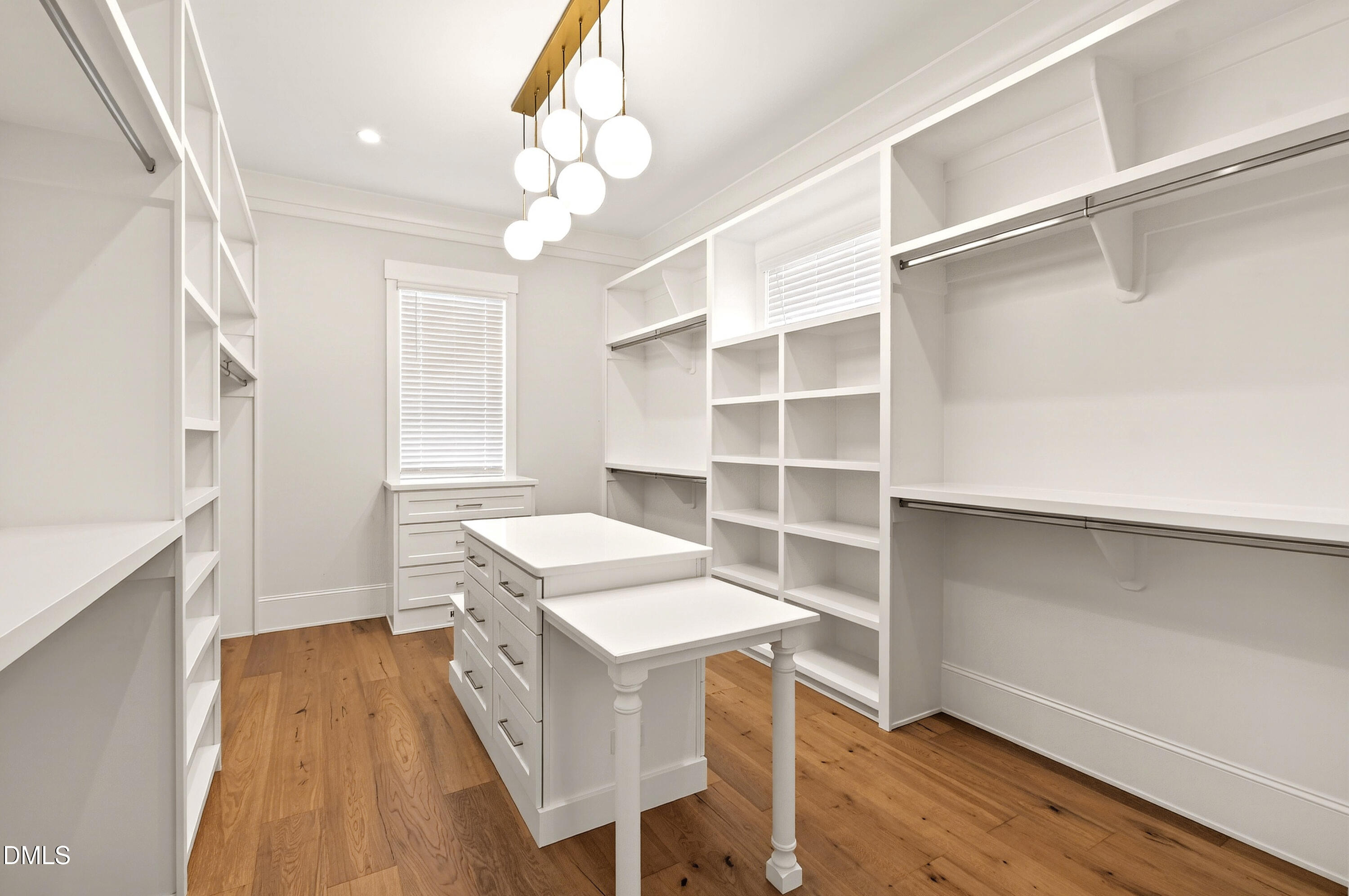 1608 Estate Valley Lane