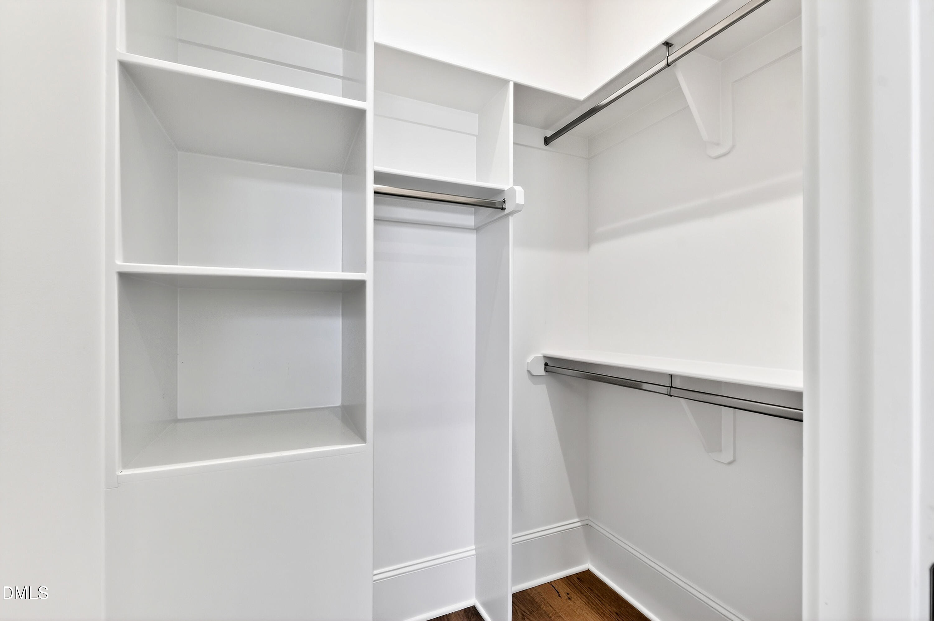 1608 Estate Valley Lane