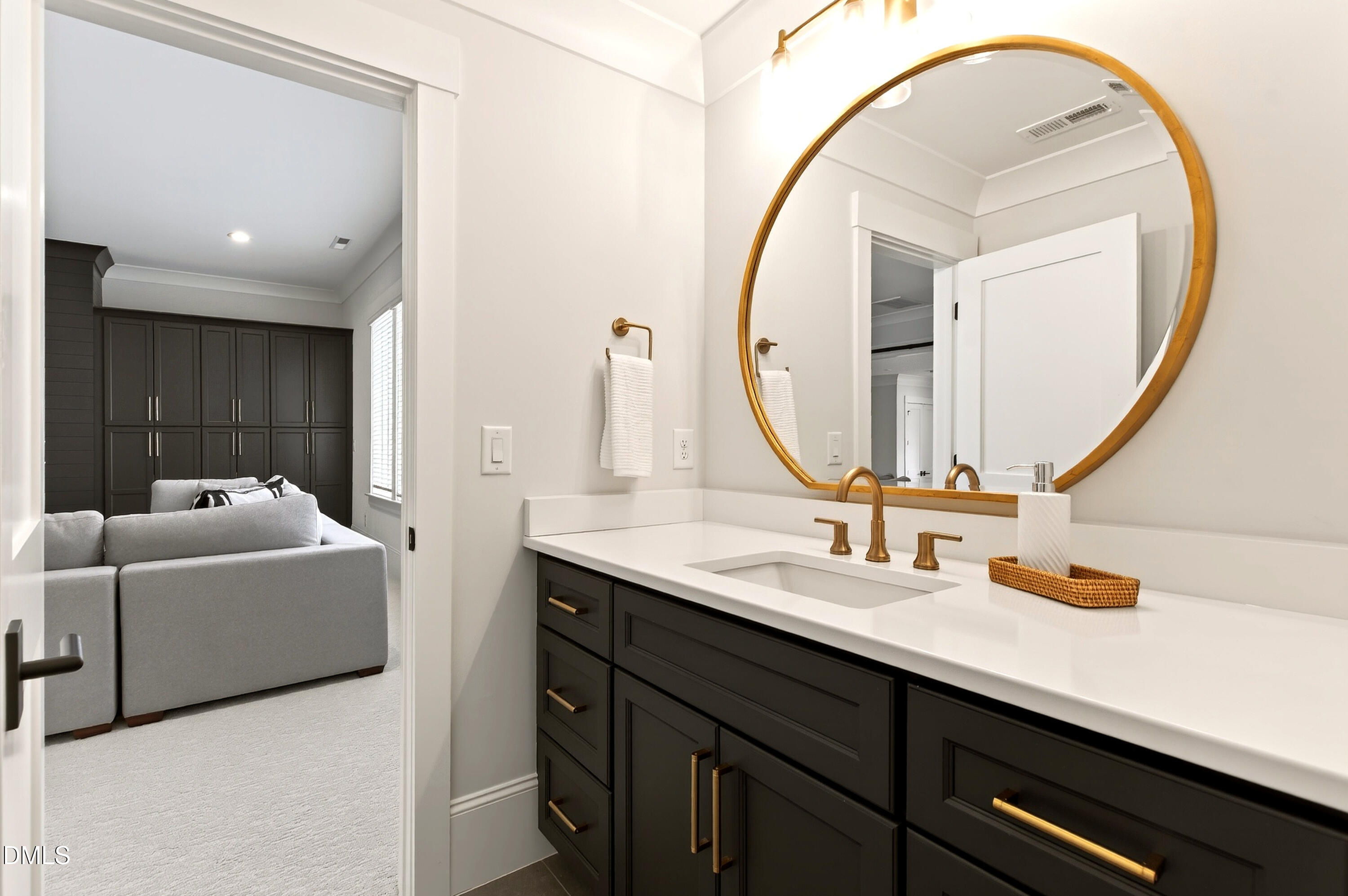 1608 Estate Valley Lane