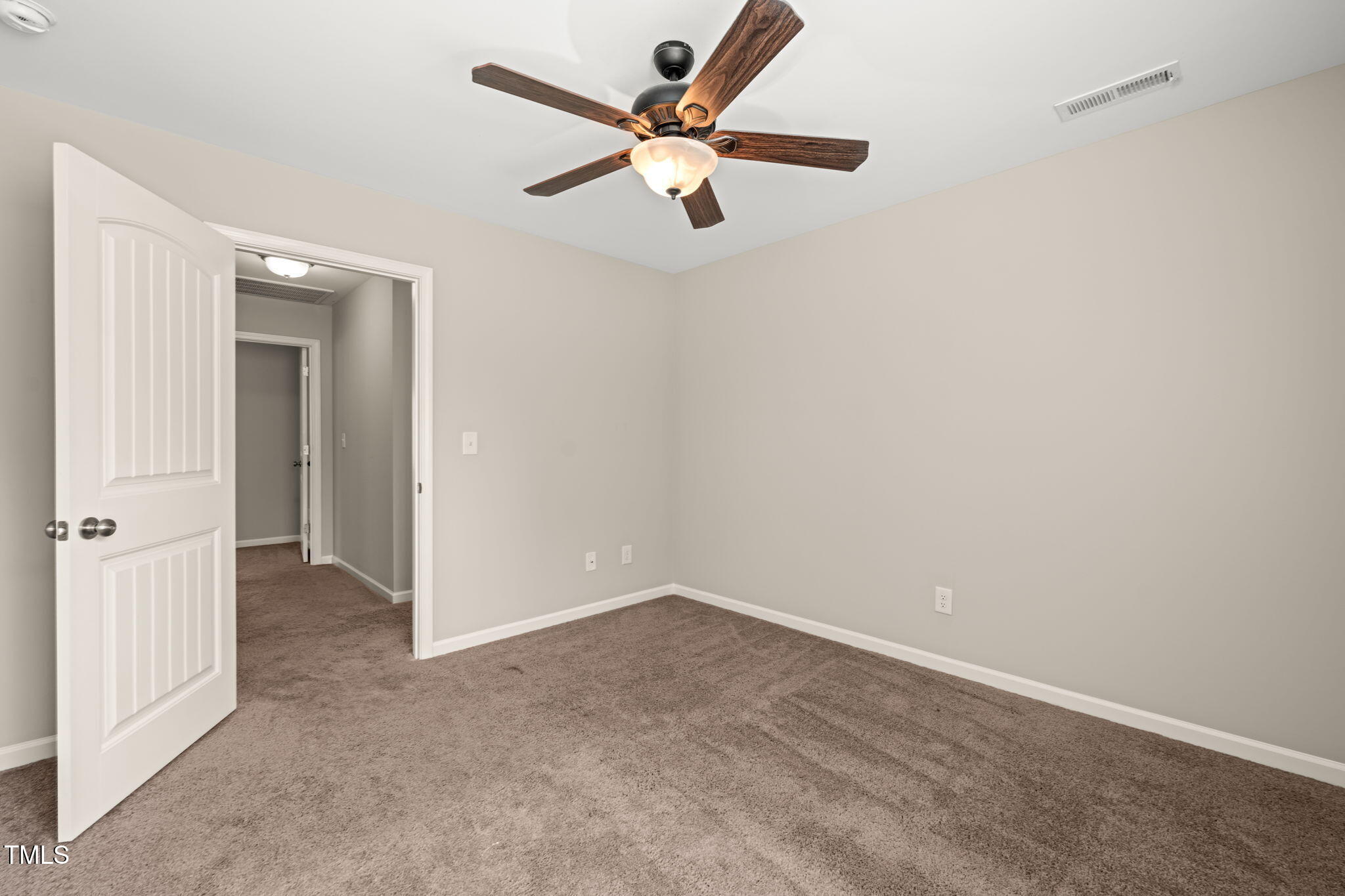 5011 Peachtree Town Lane