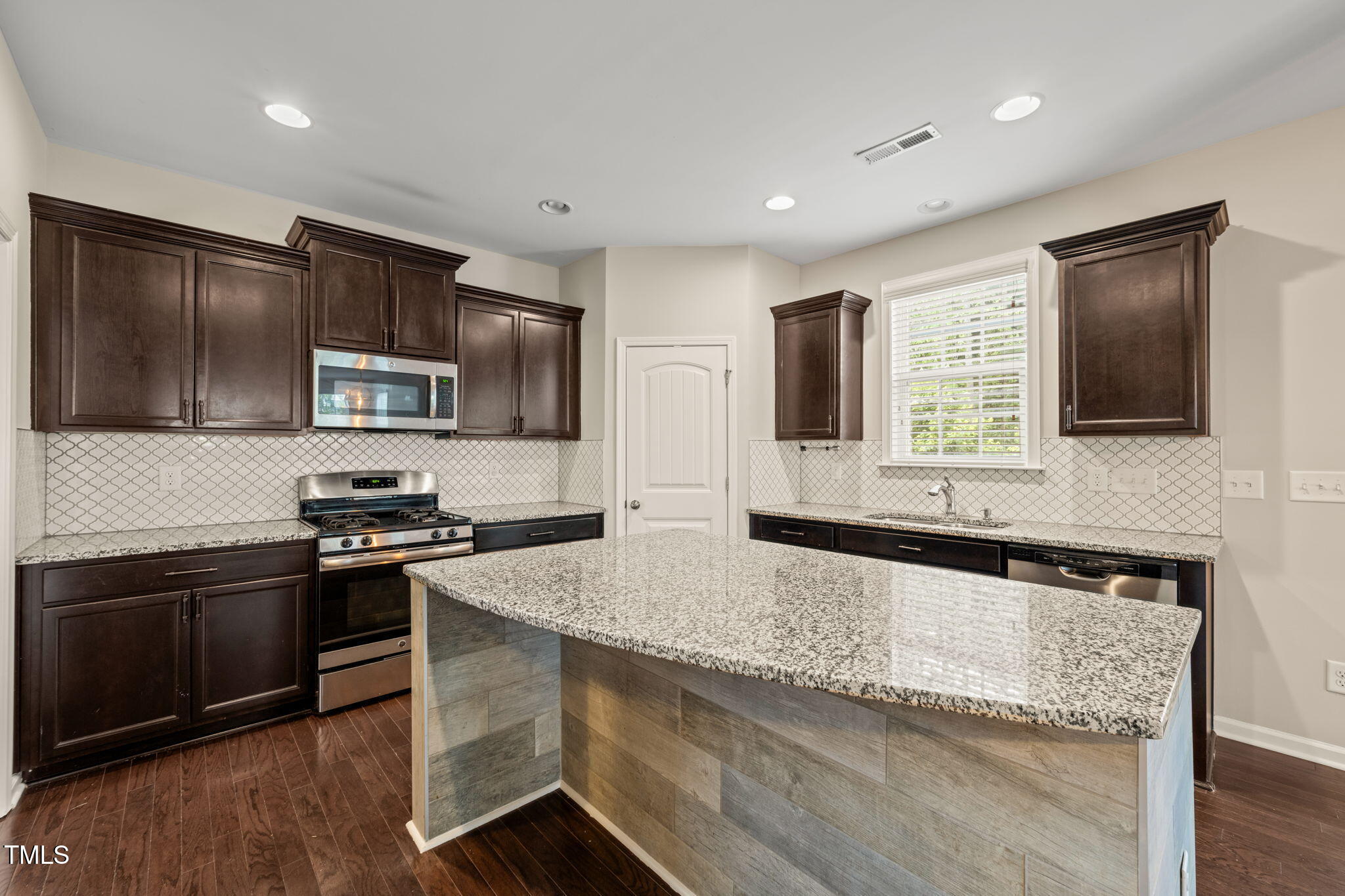 5011 Peachtree Town Lane