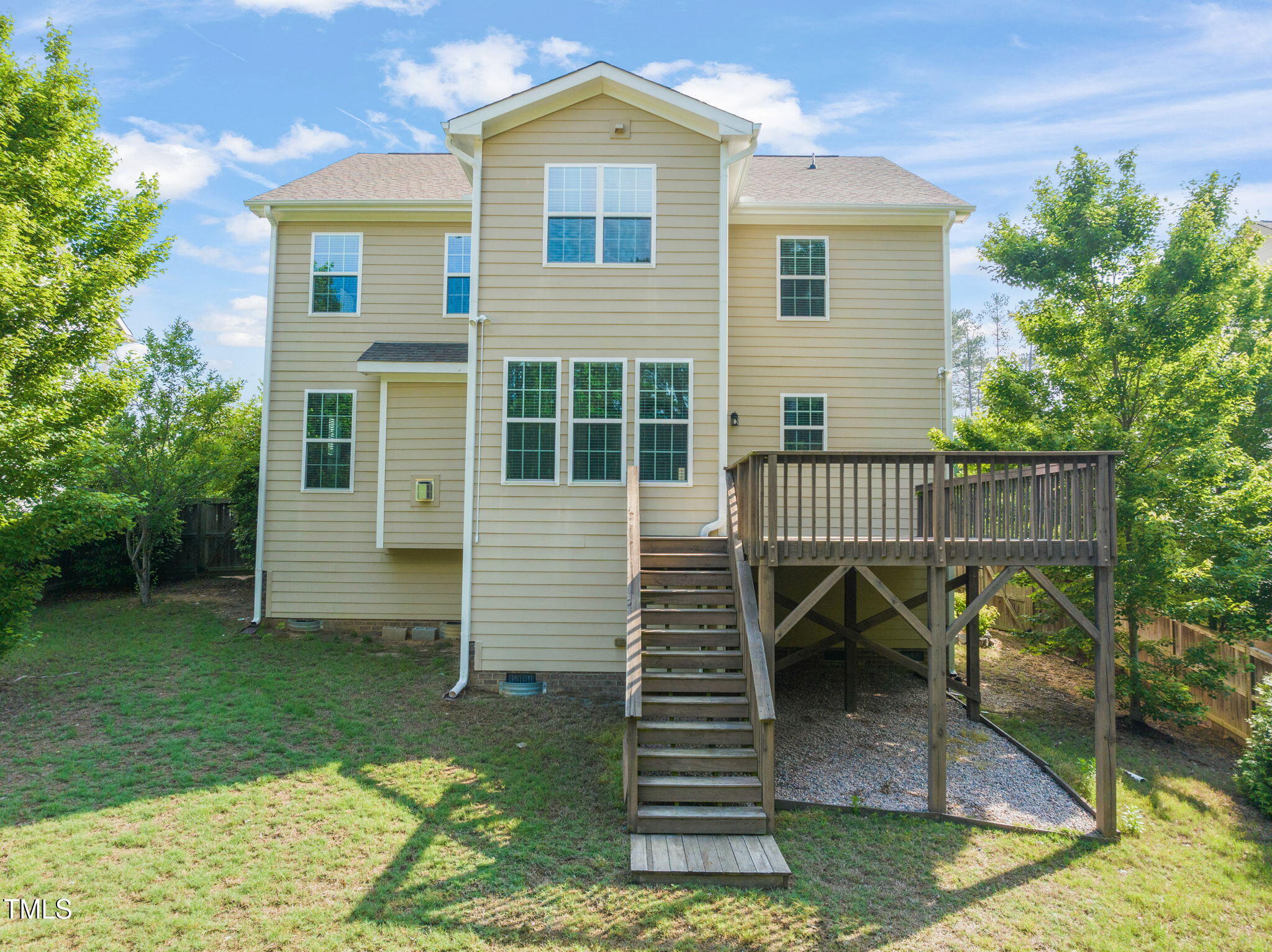 5011 Peachtree Town Lane