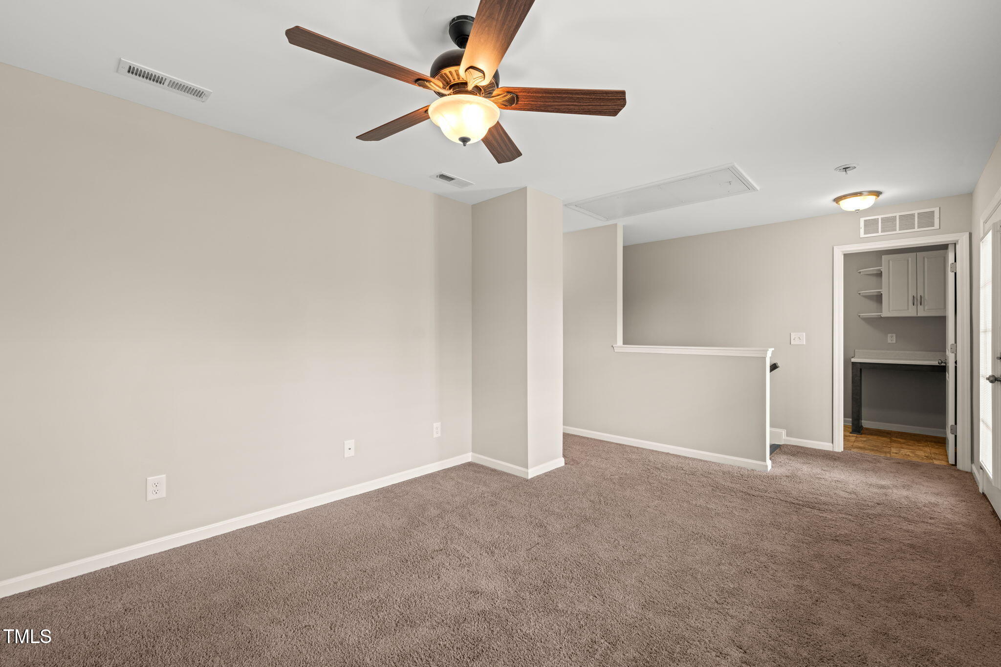 5011 Peachtree Town Lane