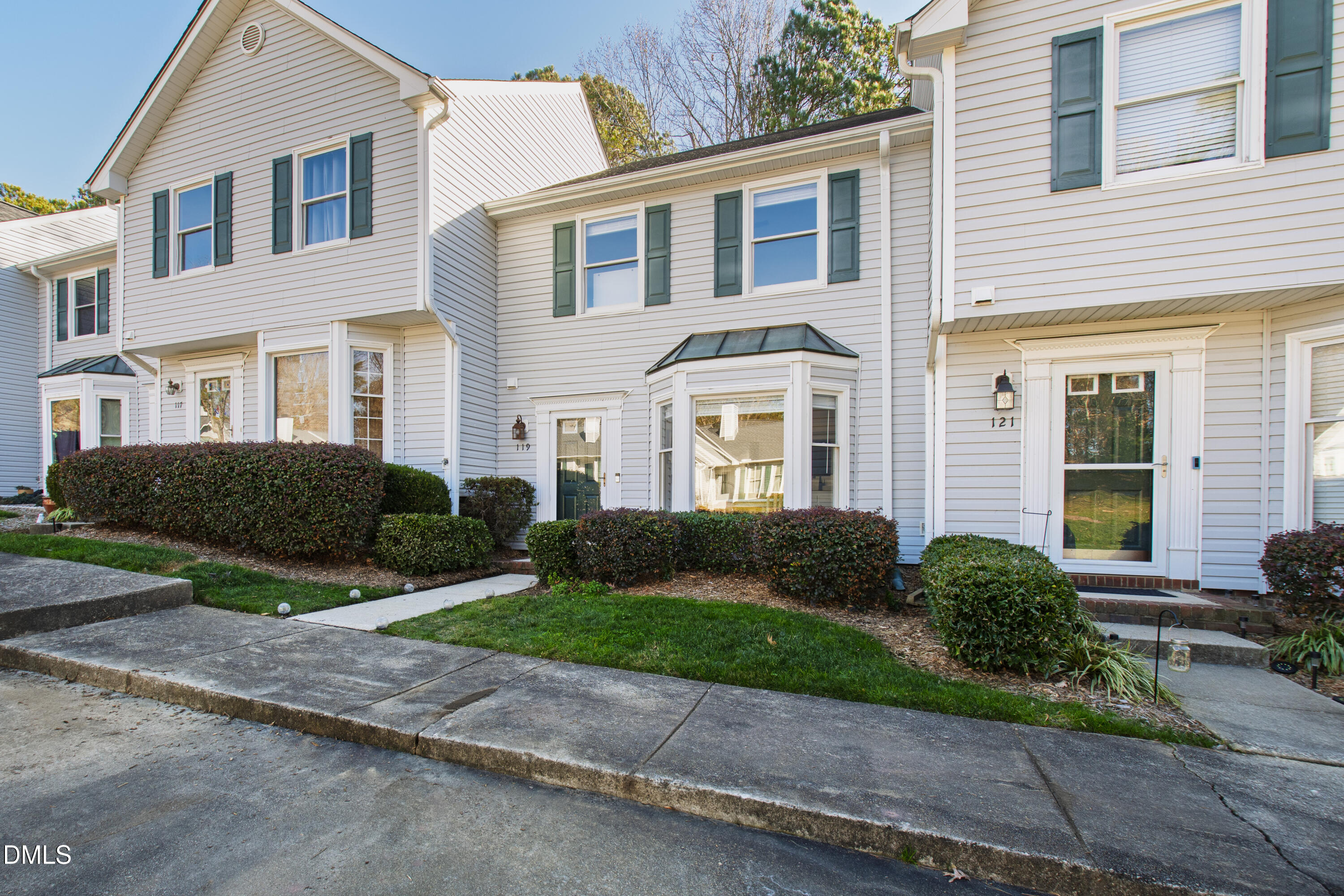 119 S Mclean Court