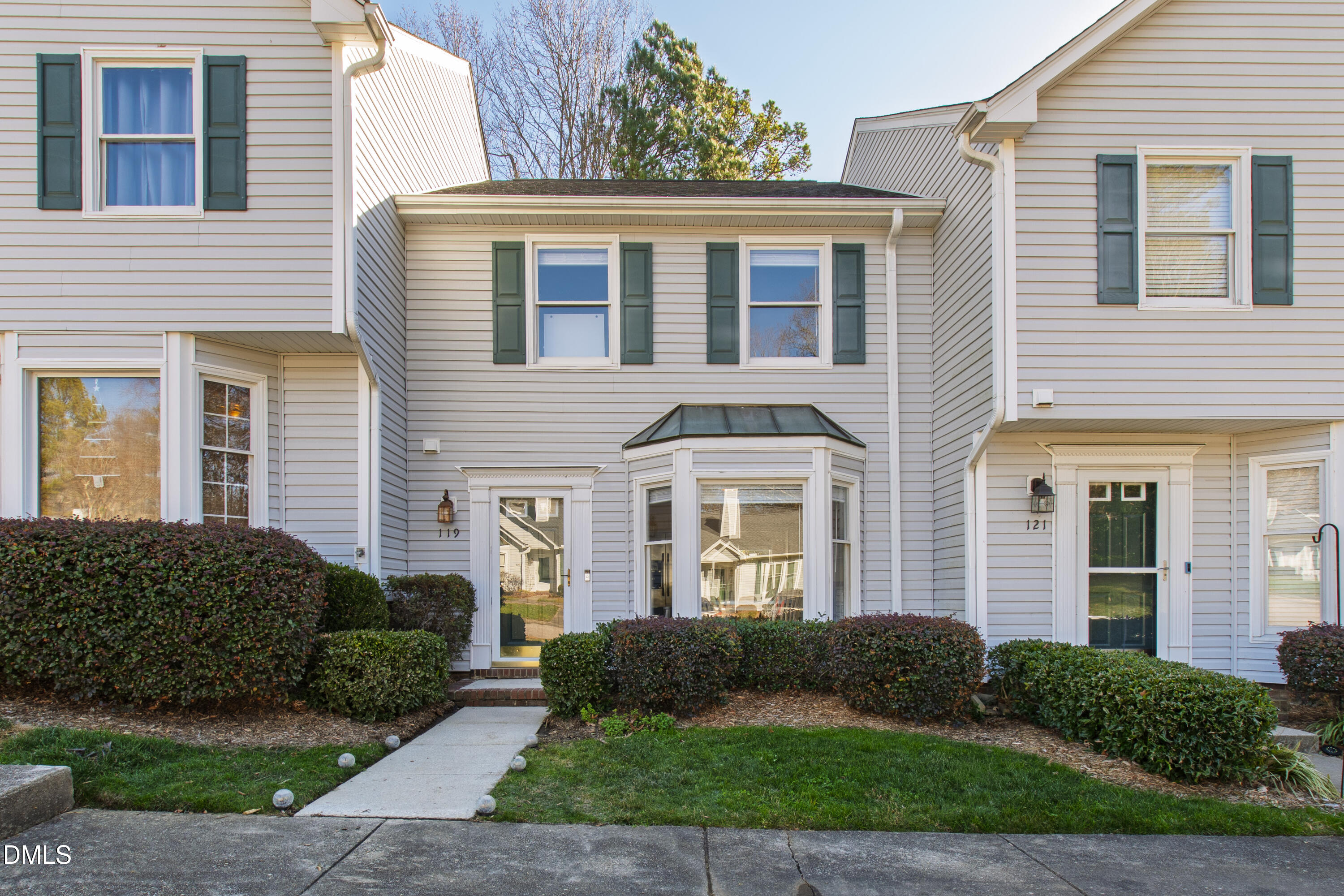 119 S Mclean Court