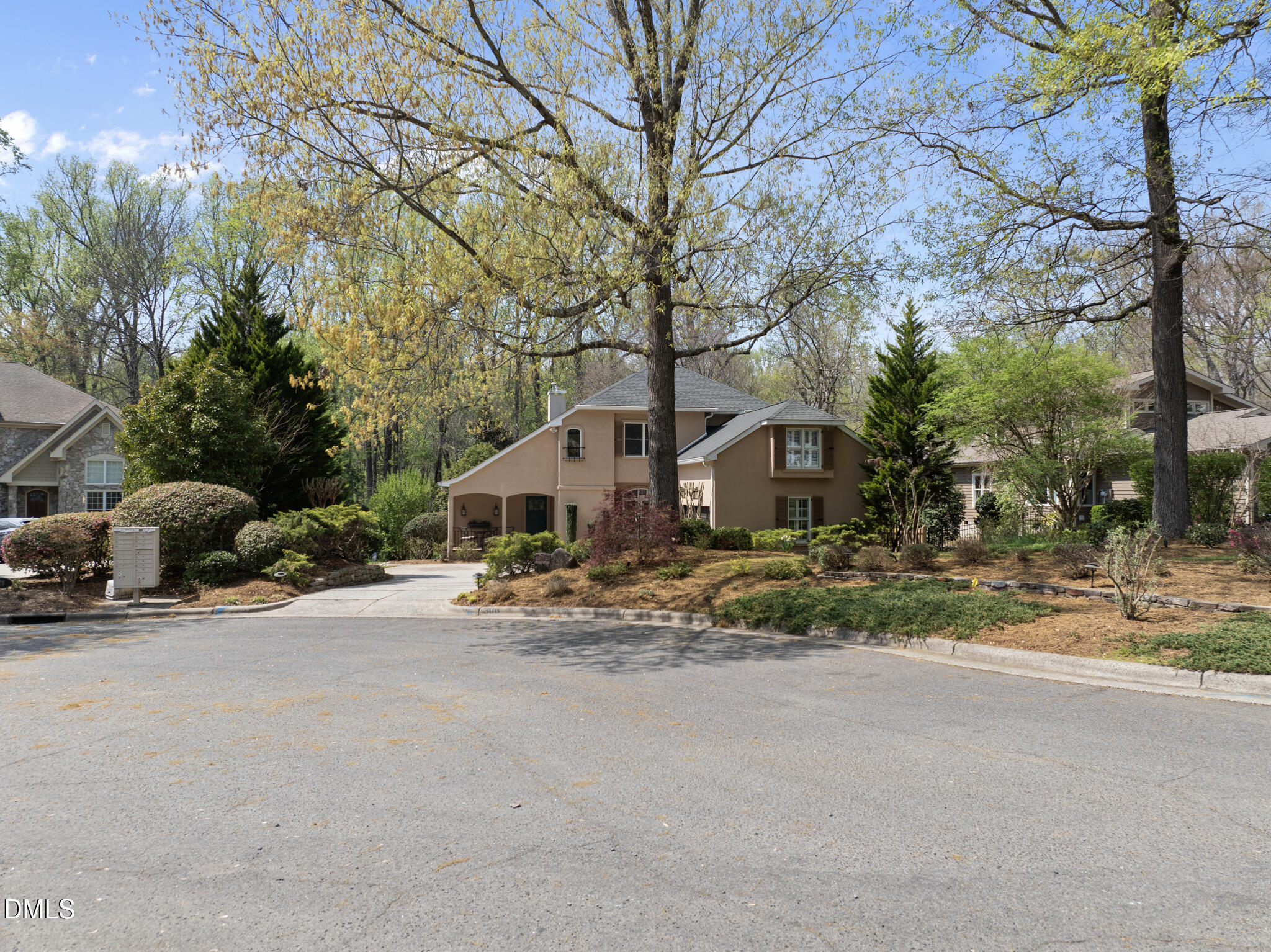 306 Helmsdale Drive