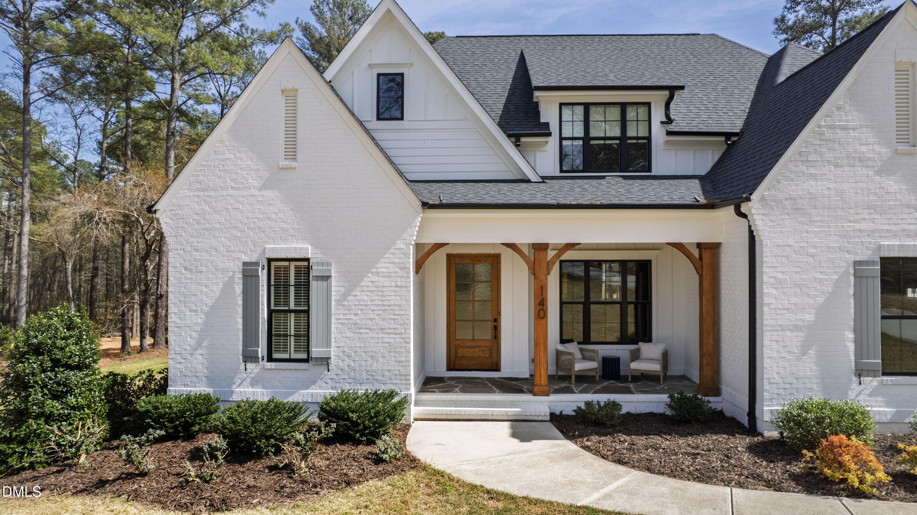140 Blufftonwood Drive