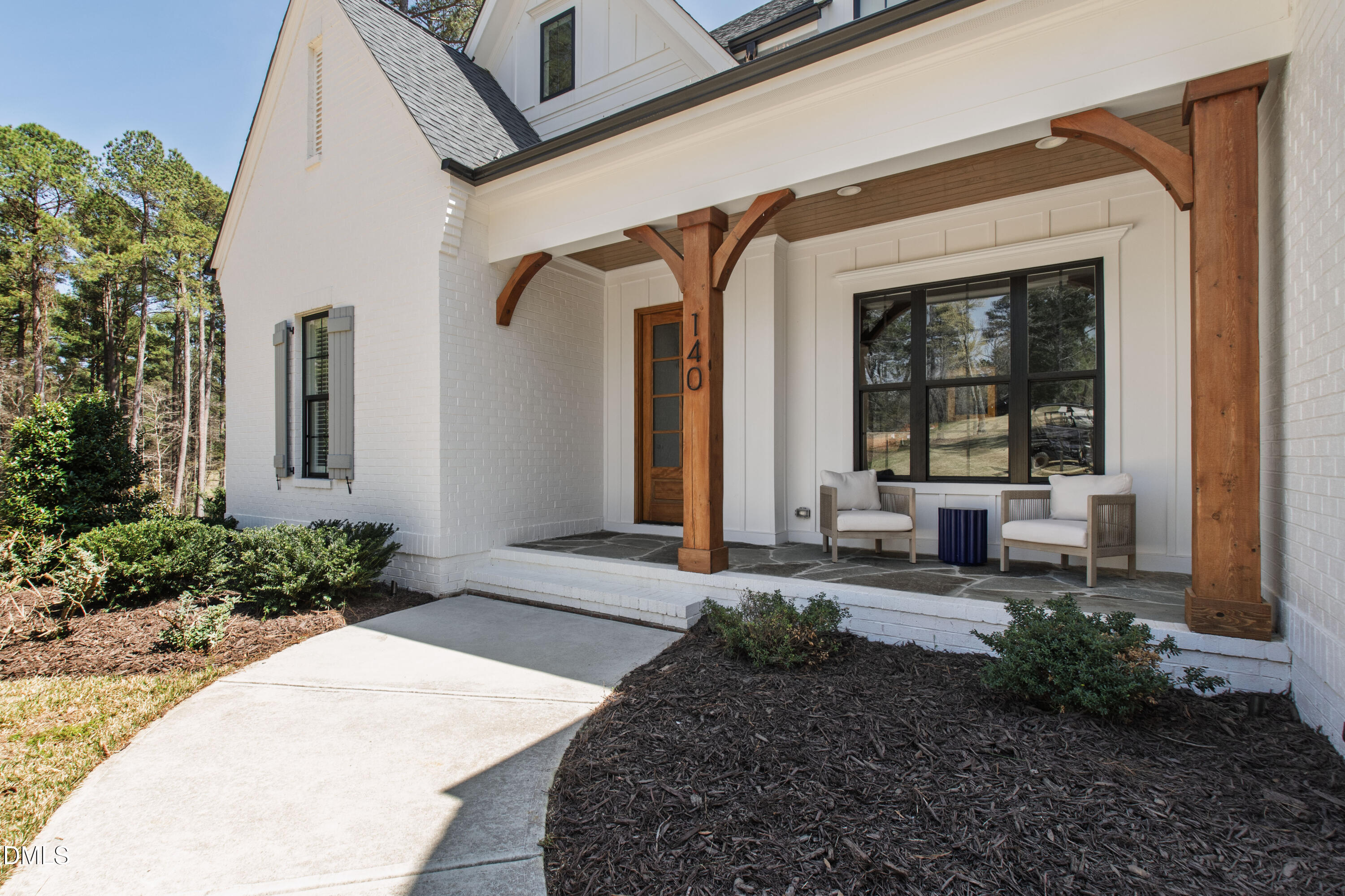 140 Blufftonwood Drive