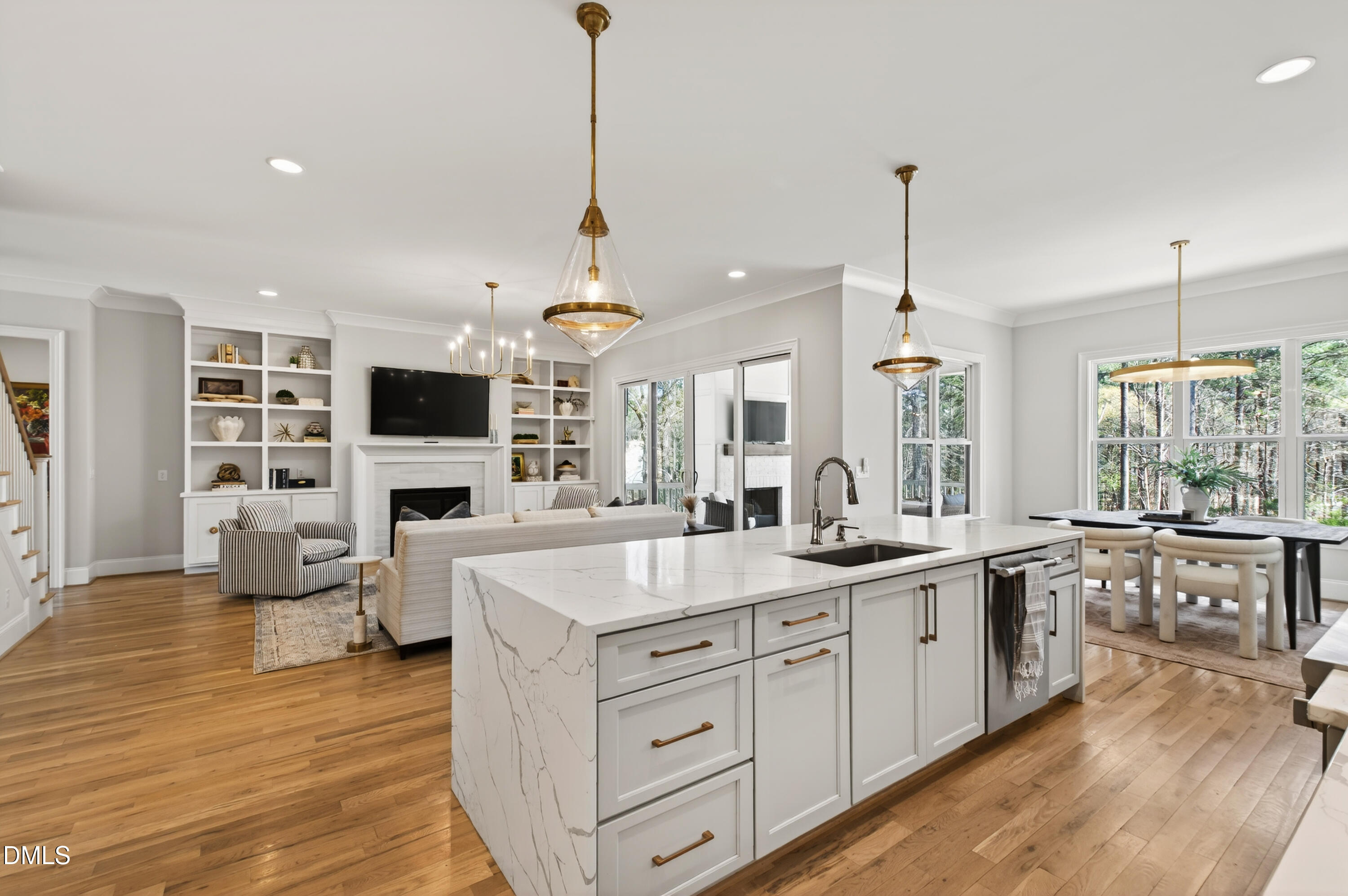 140 Blufftonwood Drive
