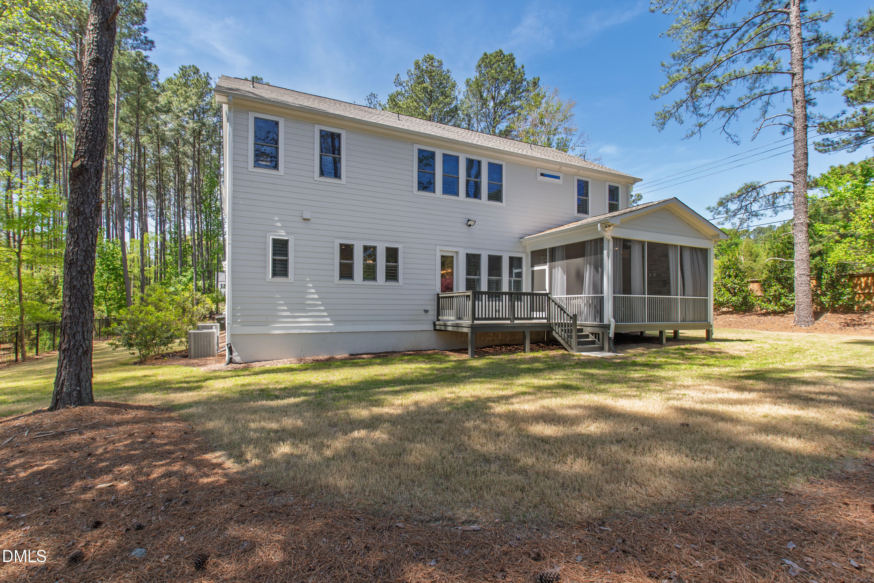 23 Bonterra Way