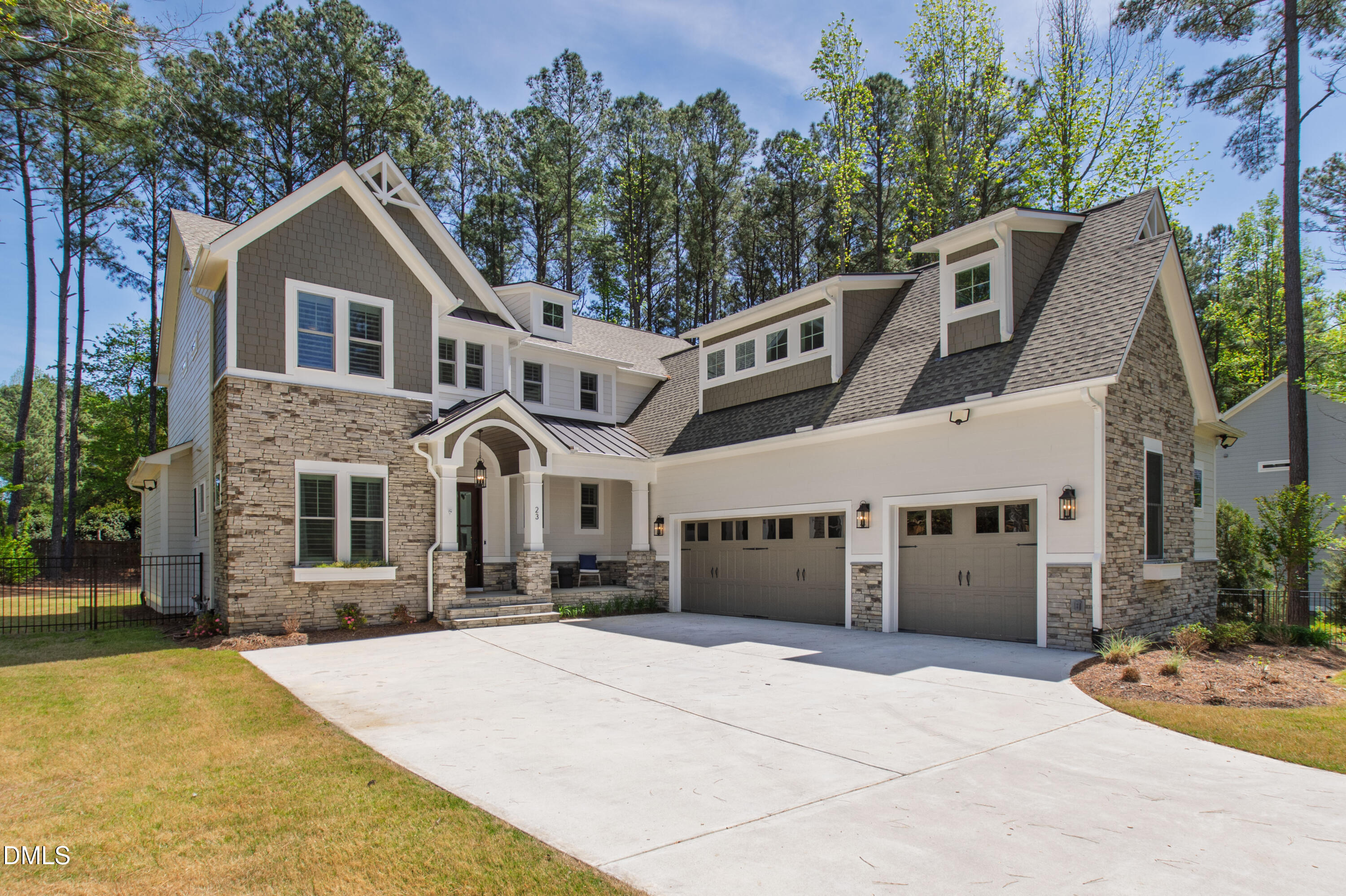 23 Bonterra Way