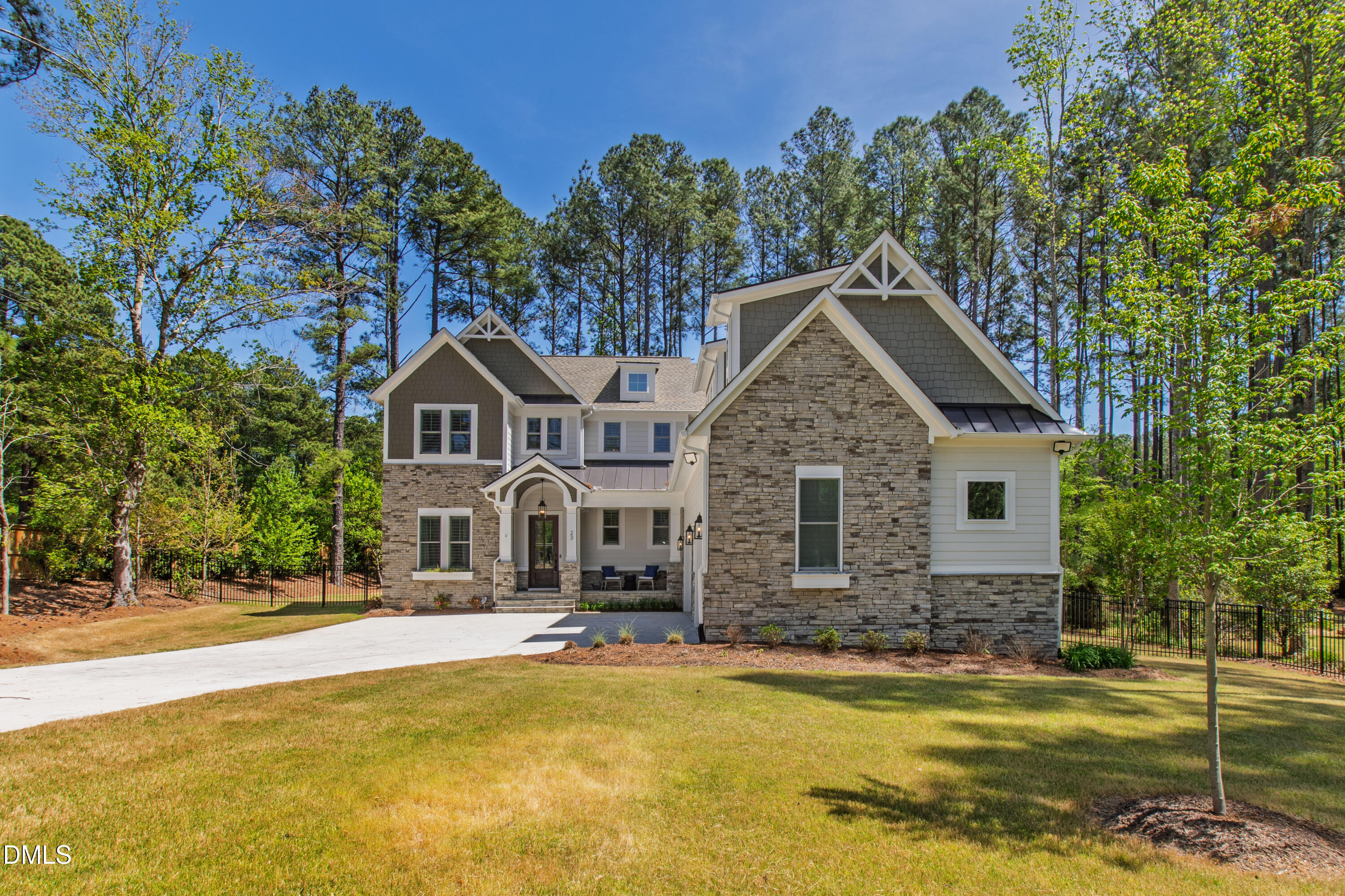 23 Bonterra Way