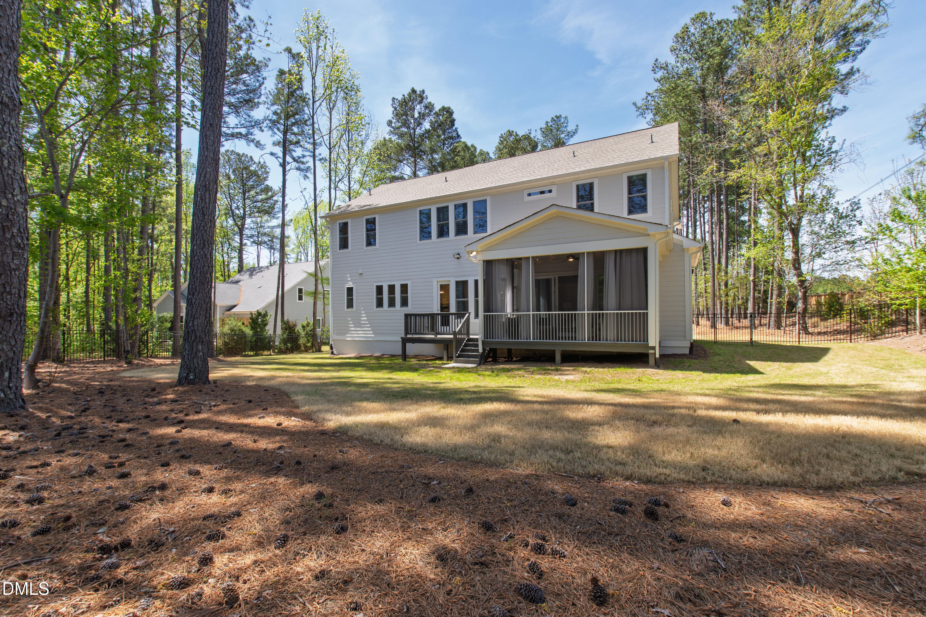 23 Bonterra Way