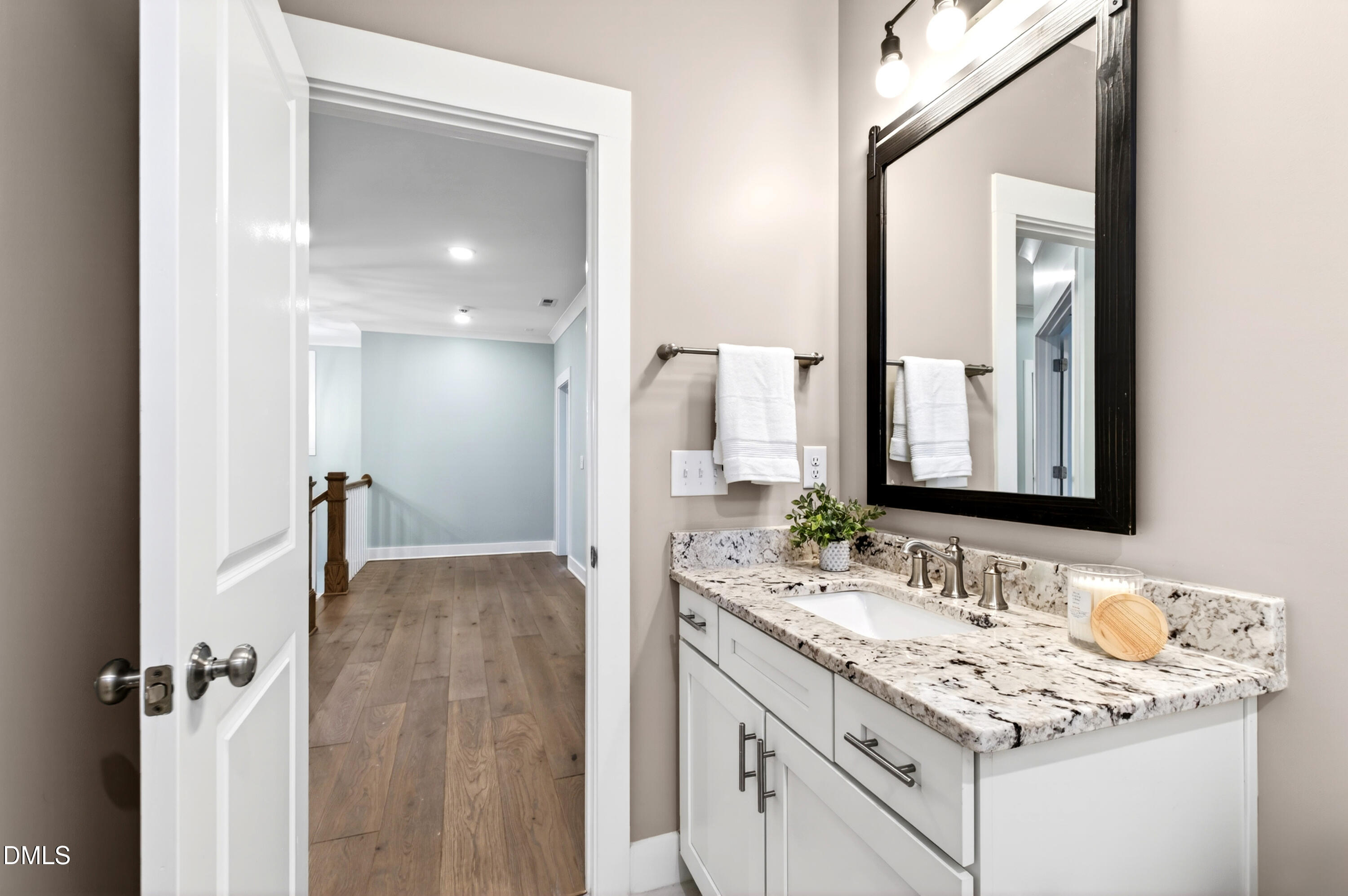 23 Bonterra Way