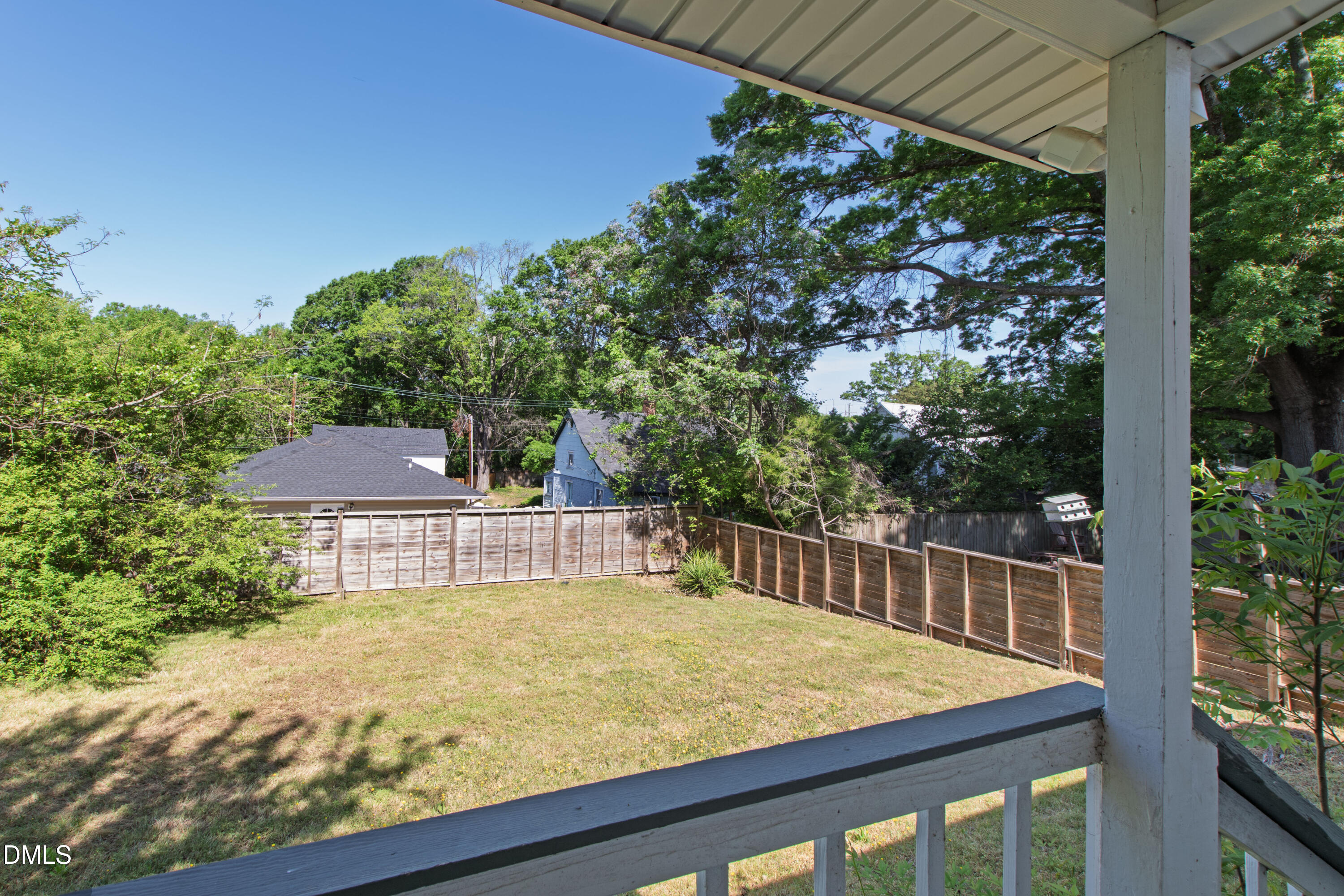 913 Washington Street