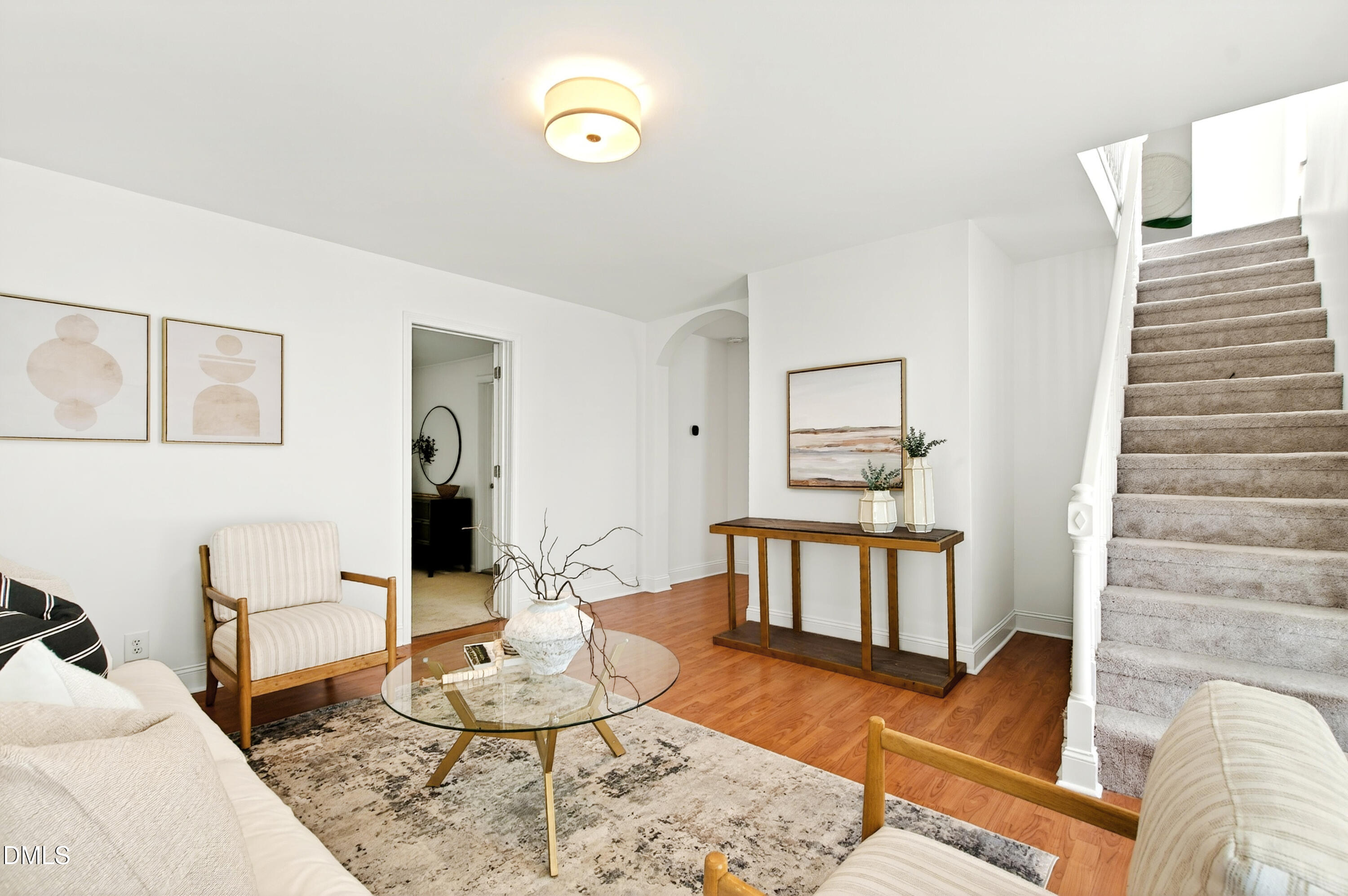 913 Washington Street