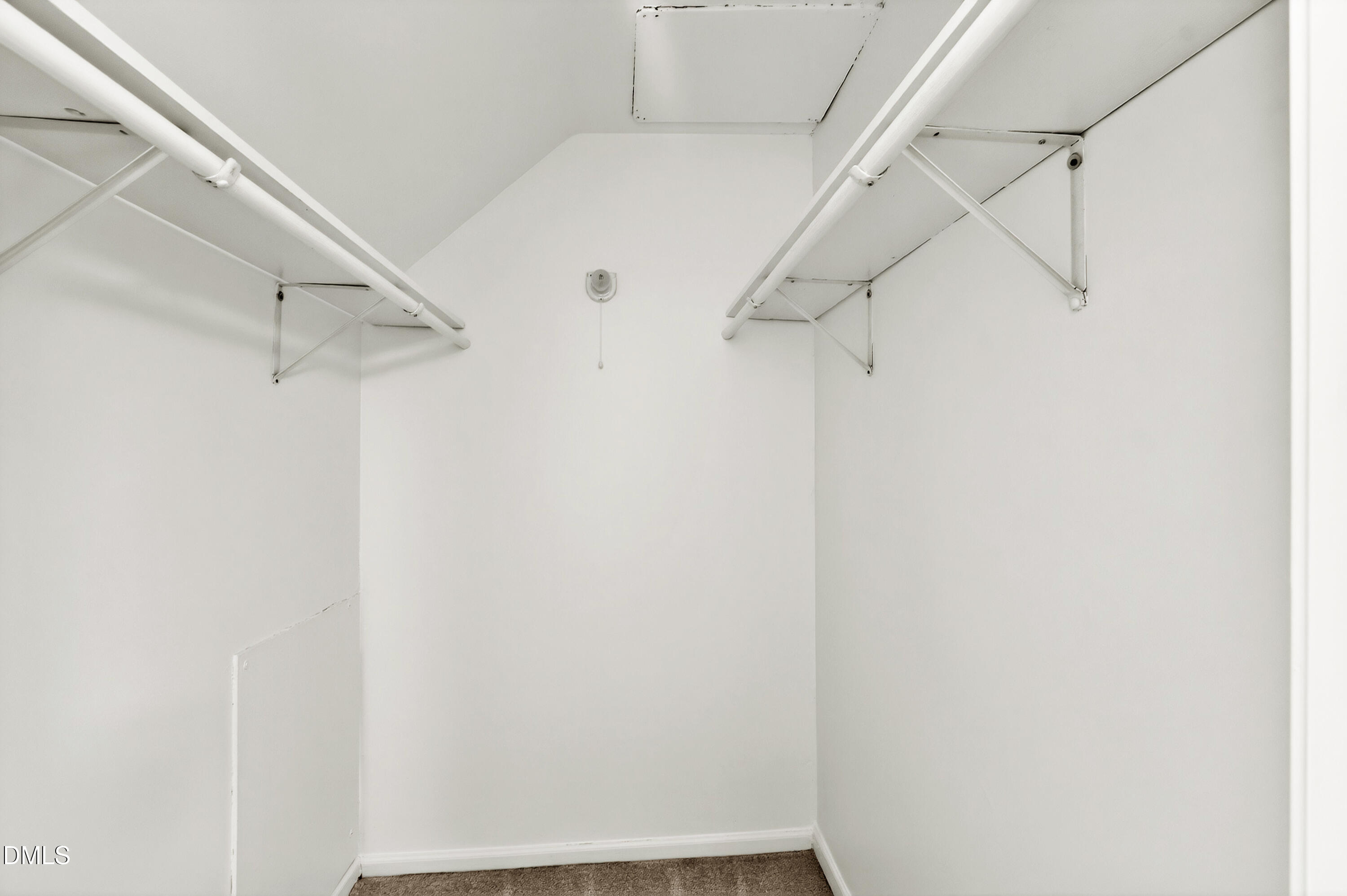 913 Washington Street