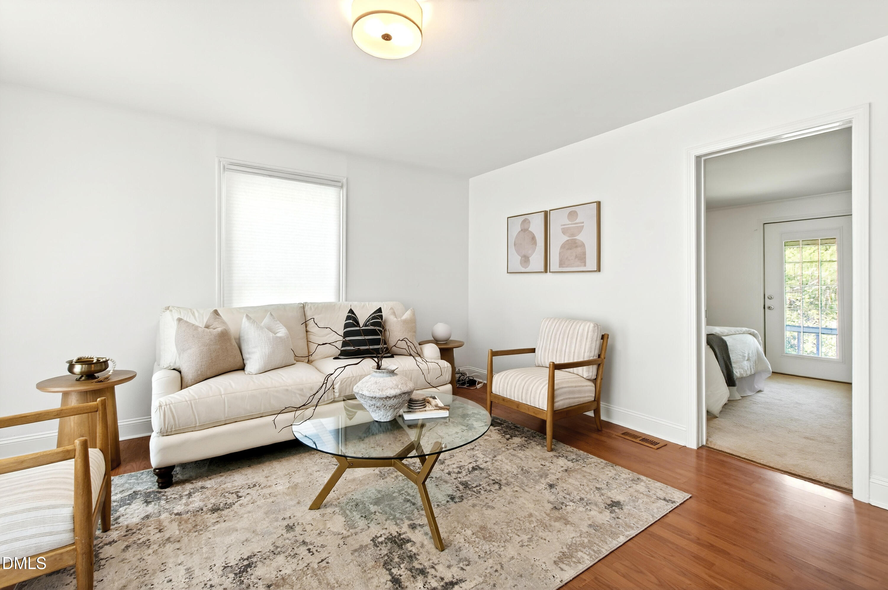 913 Washington Street