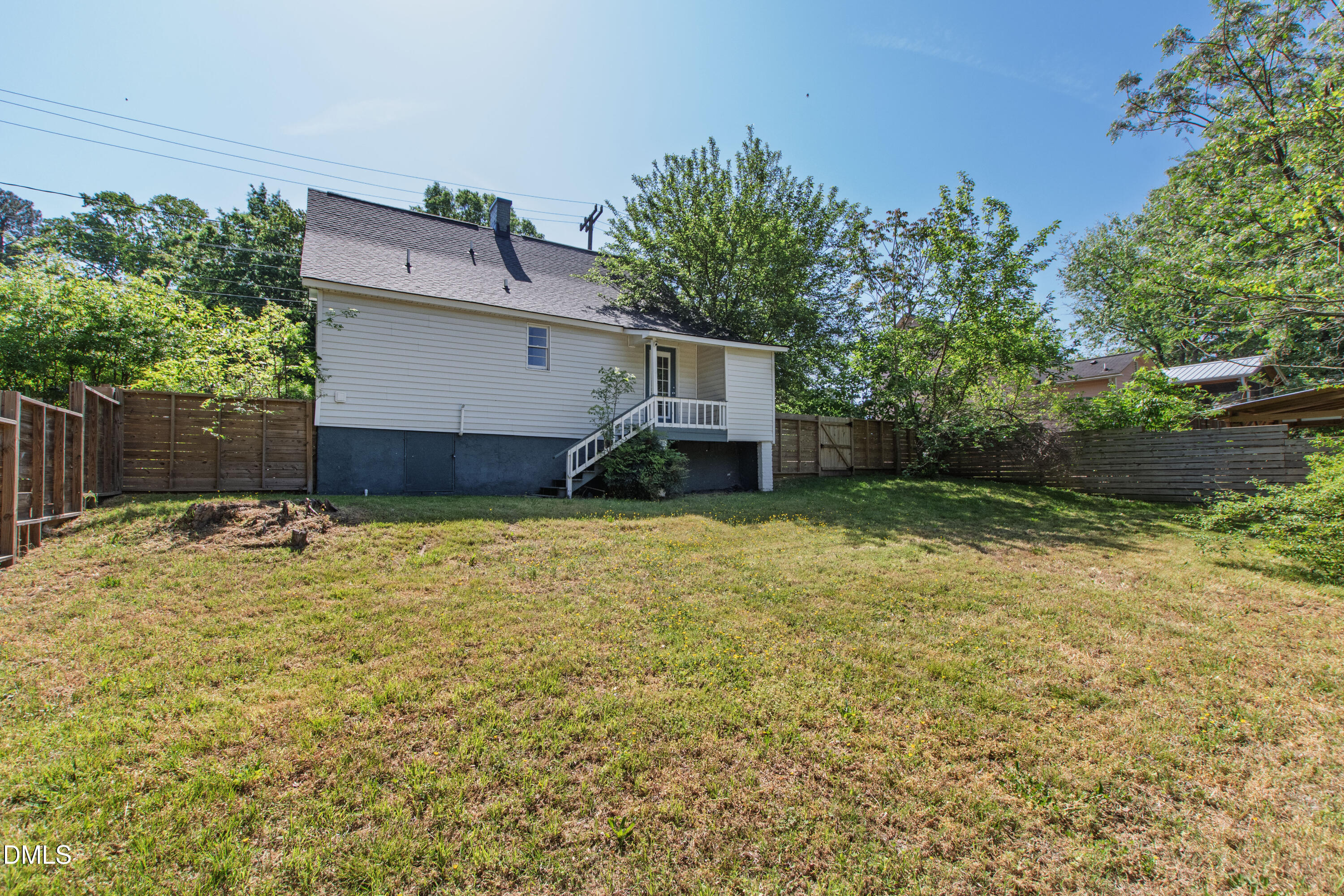 913 Washington Street