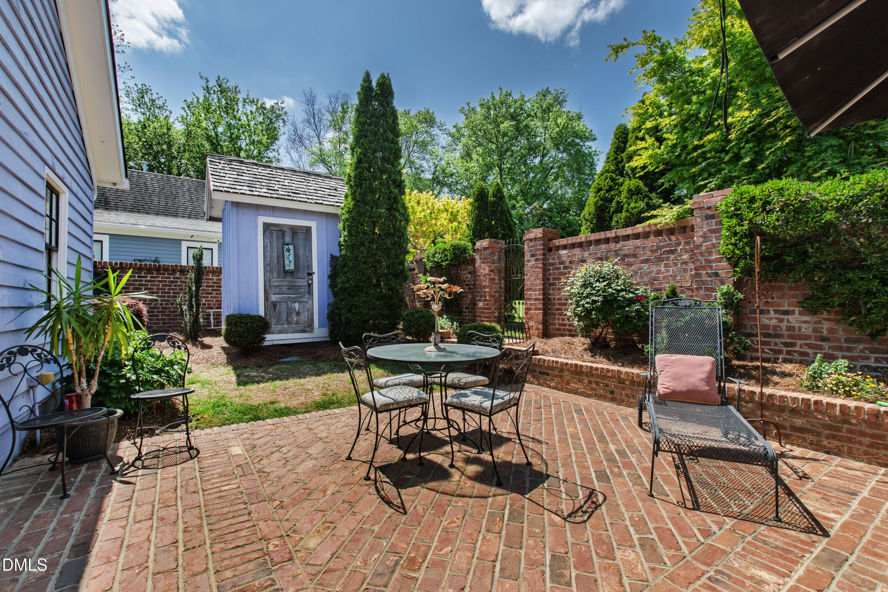 225 Elm Street