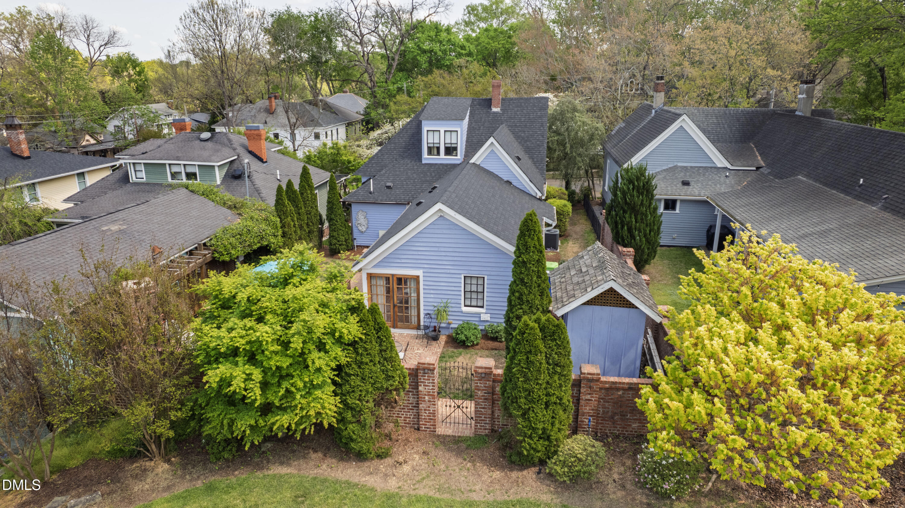 225 Elm Street