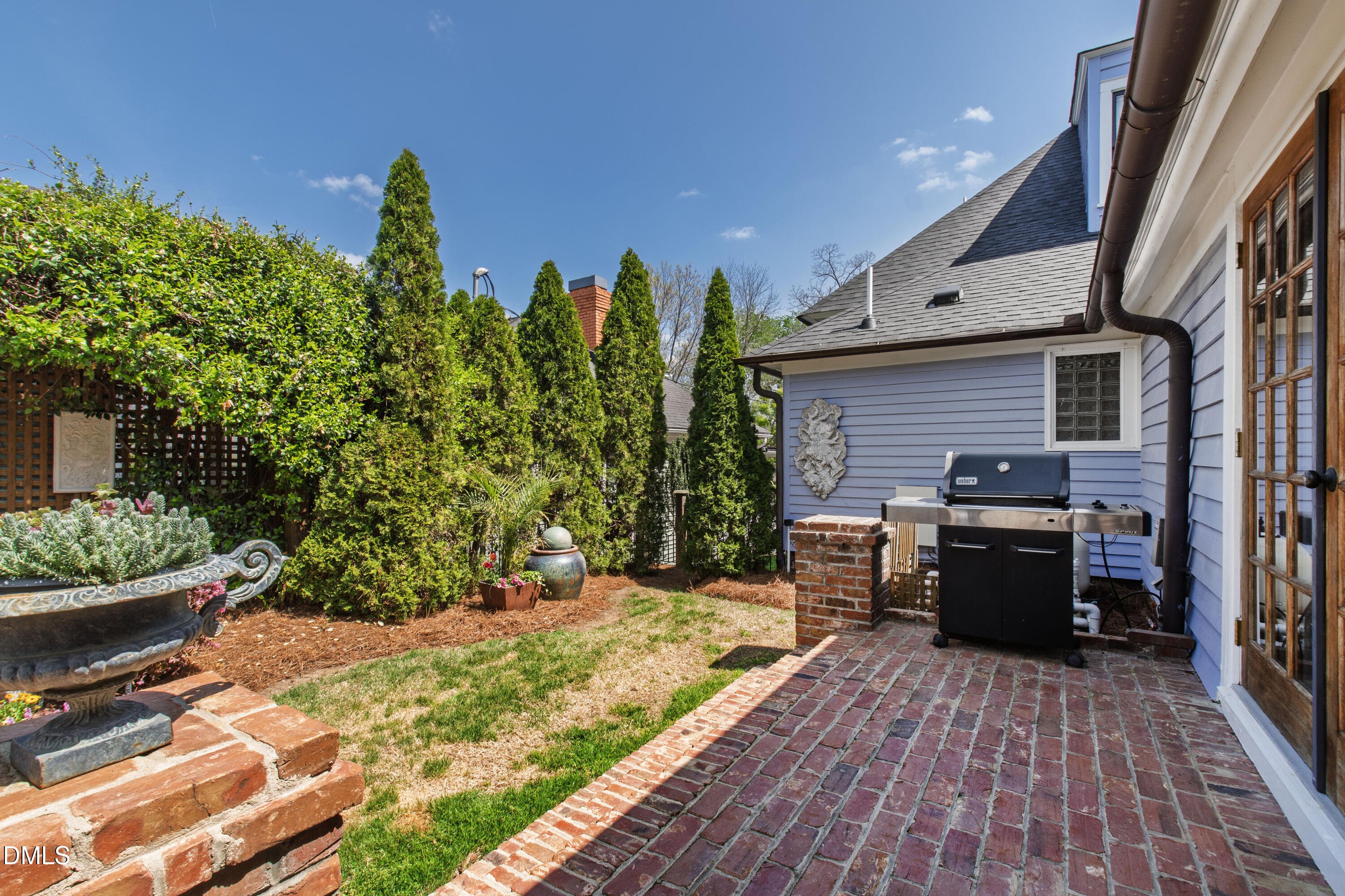225 Elm Street