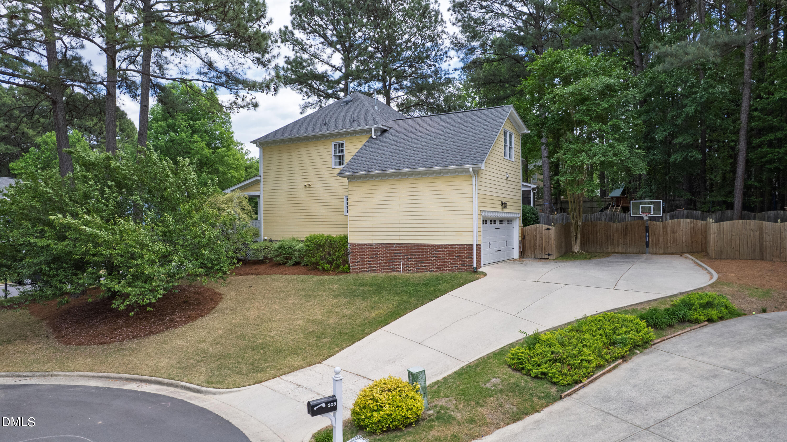 113 Curley Maple Court