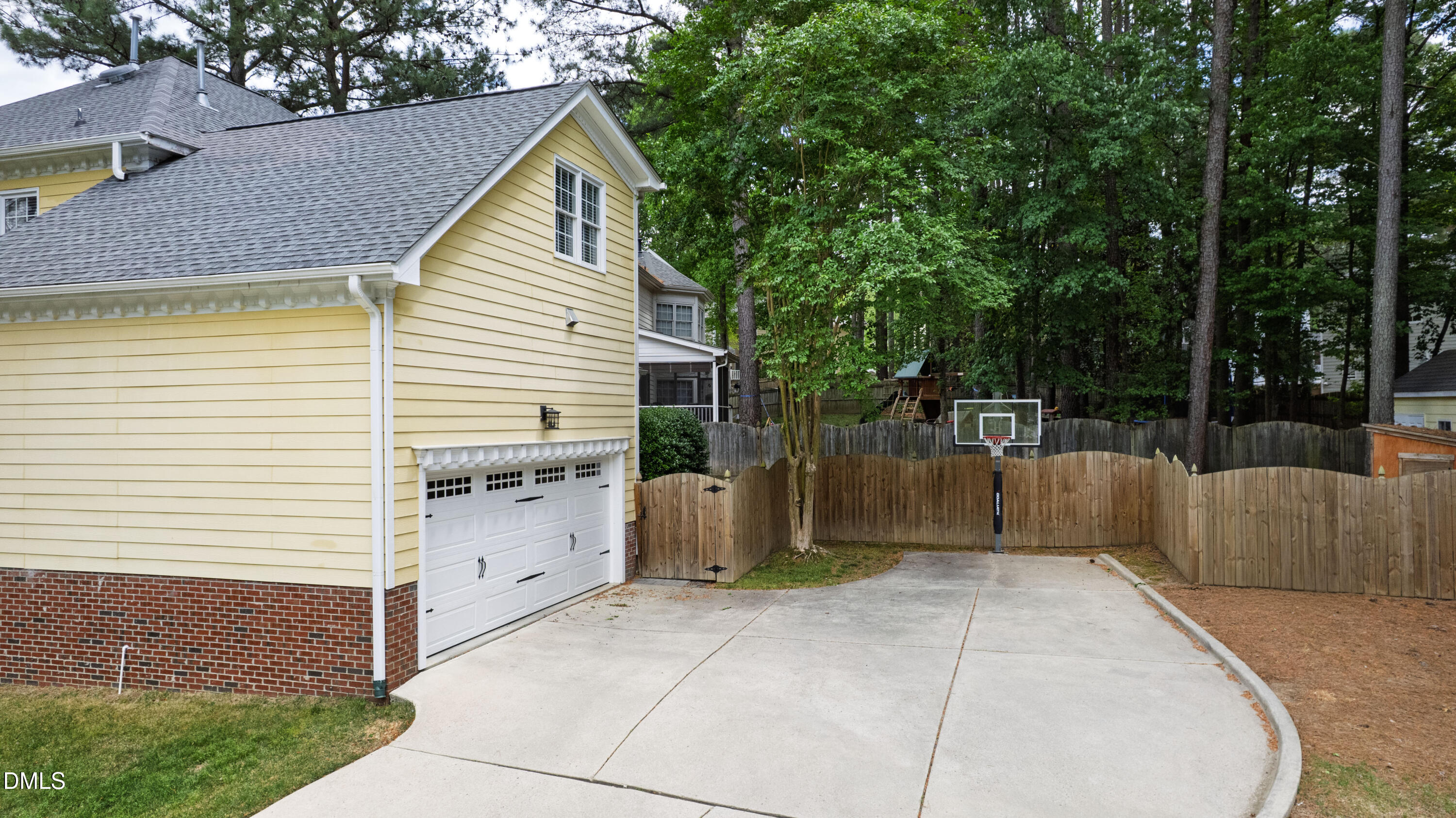 113 Curley Maple Court