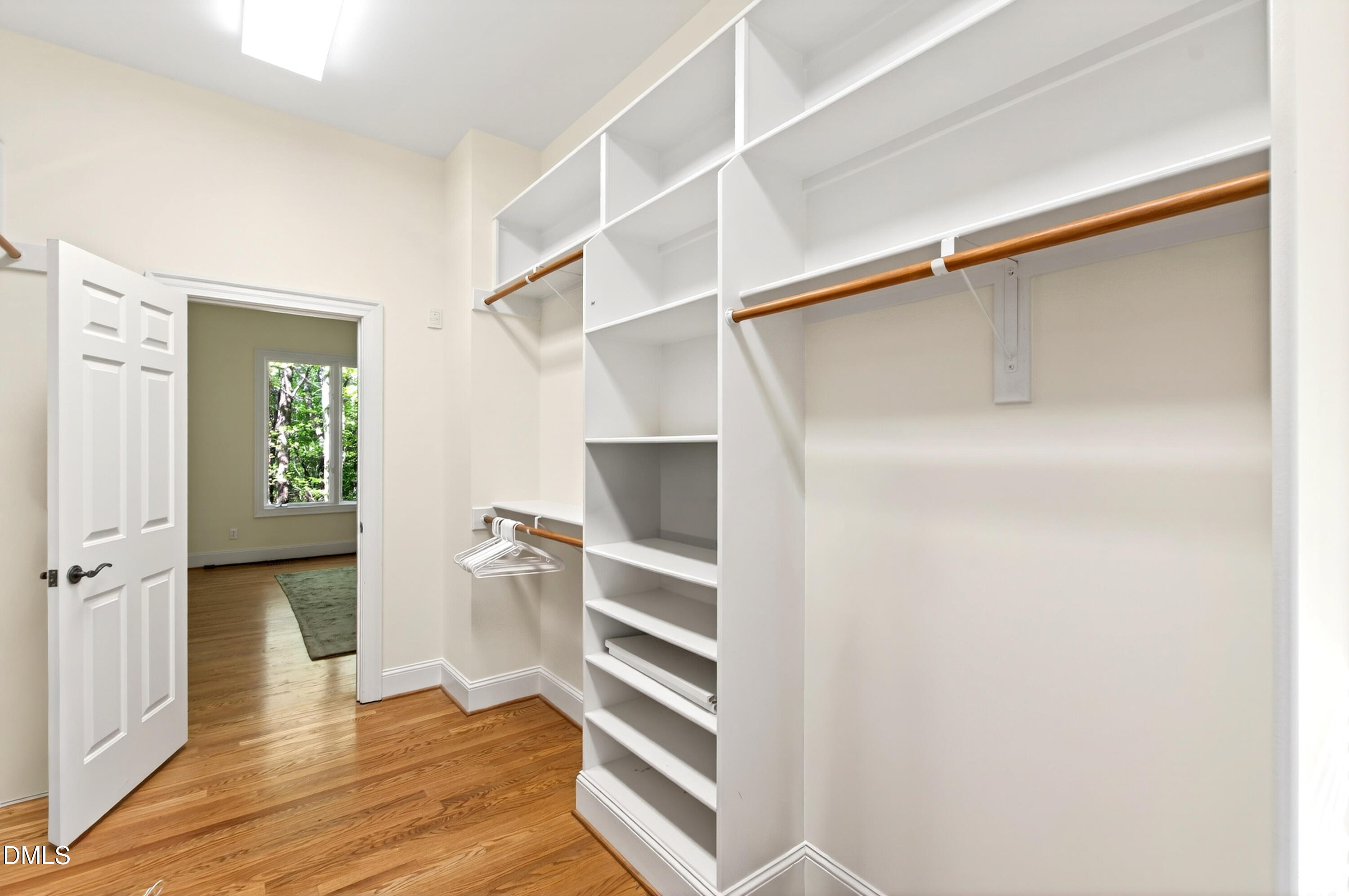 4933 Cremshaw Court
