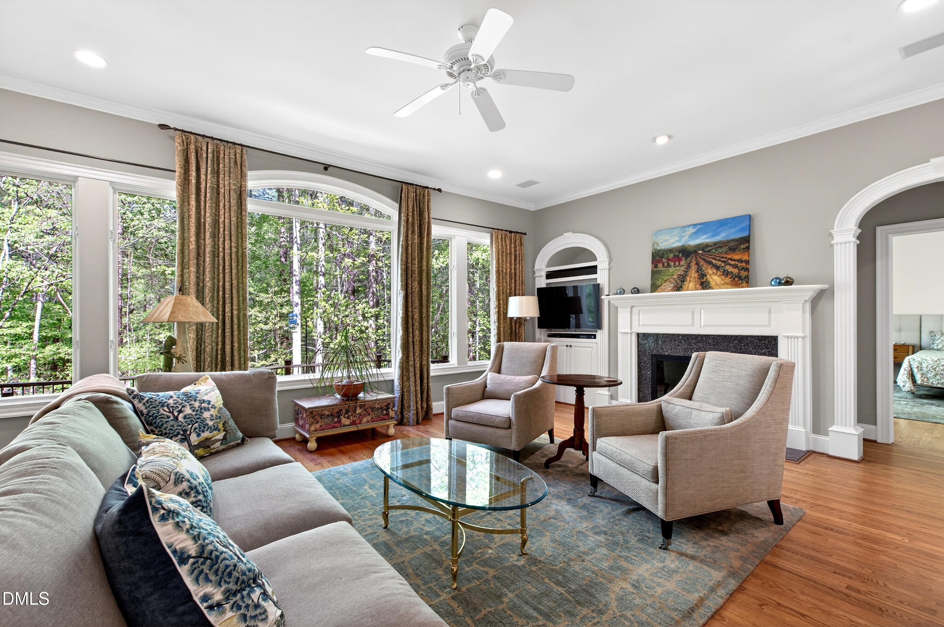 4933 Cremshaw Court