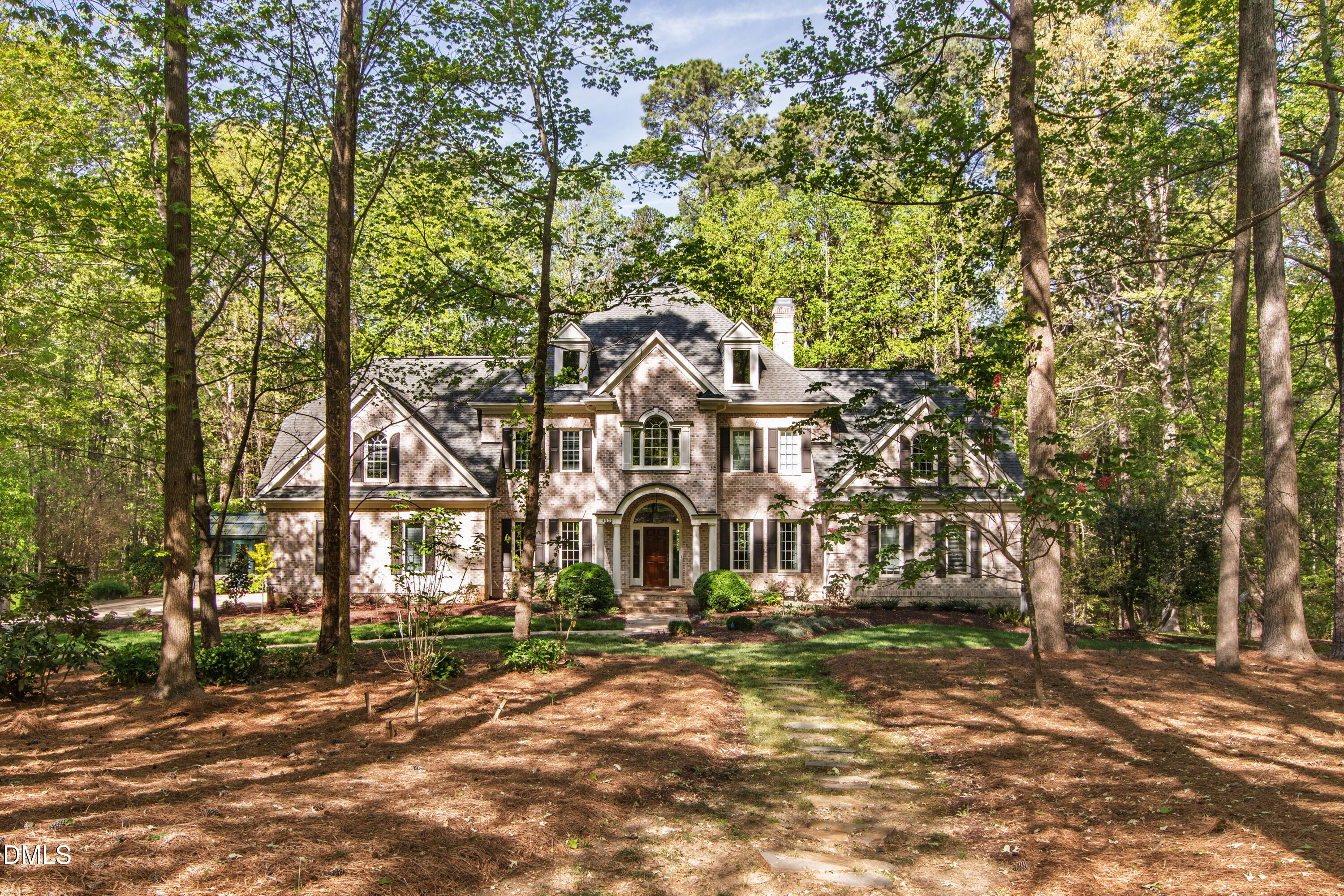 4933 Cremshaw Court